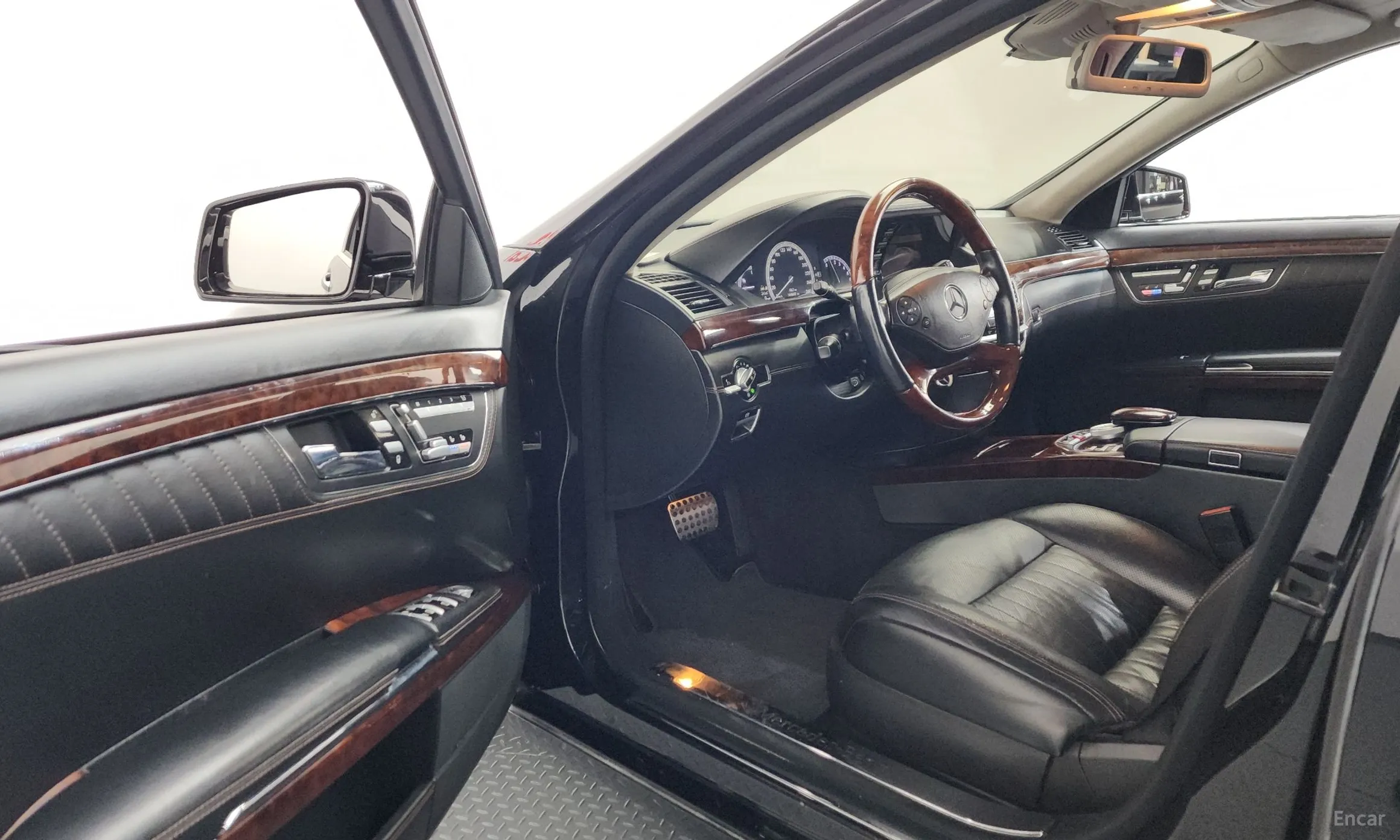 Mercedes Benz S-Class W221 превью 10