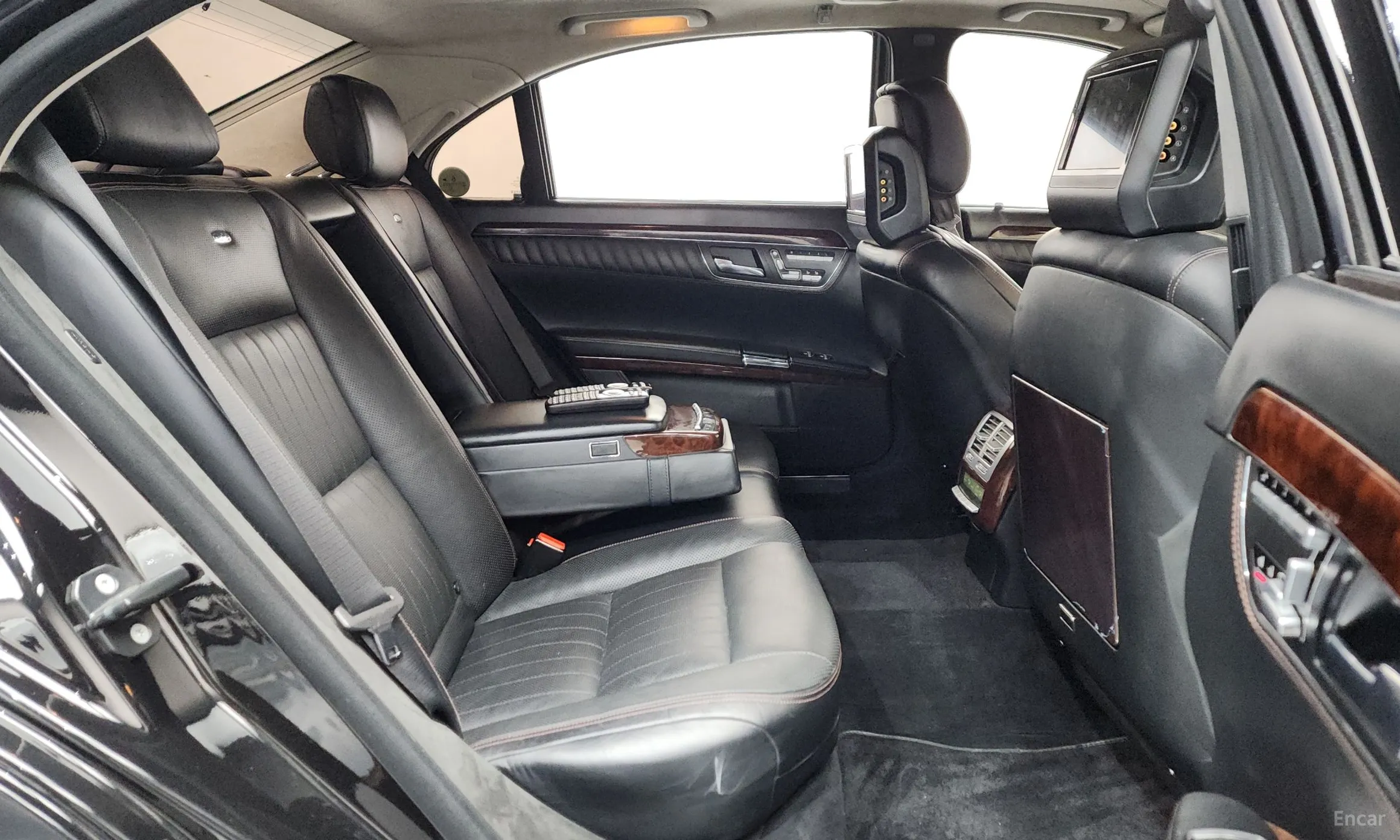 Mercedes Benz S-Class W221 превью 12