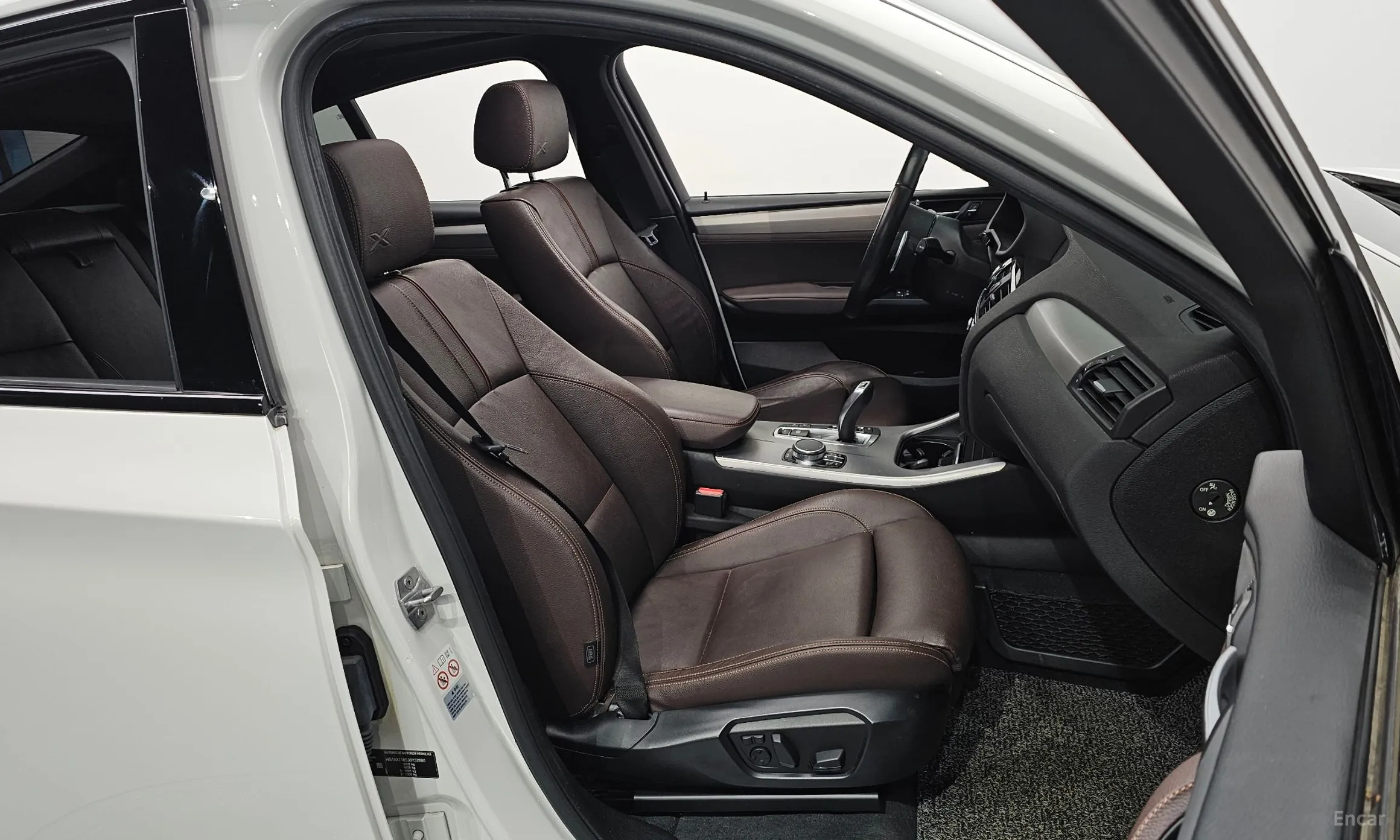 BMW X4 (F26) превью 10