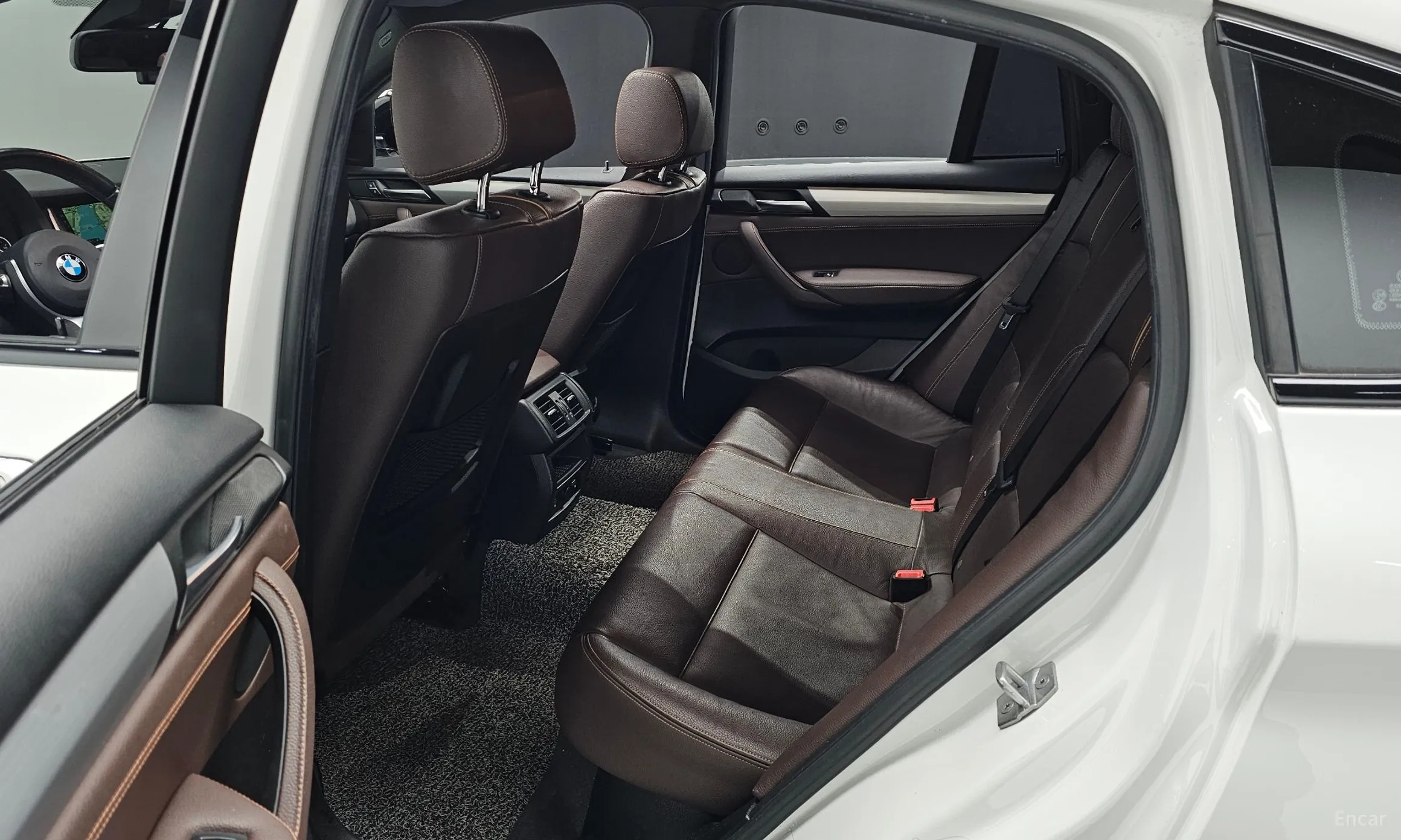 BMW X4 (F26) превью 12