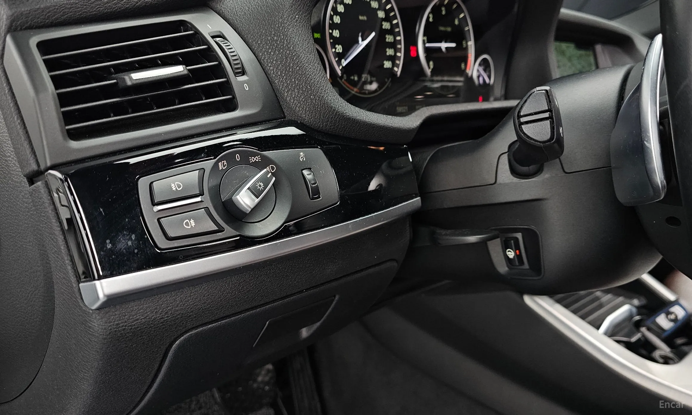 BMW X4 (F26) превью 19