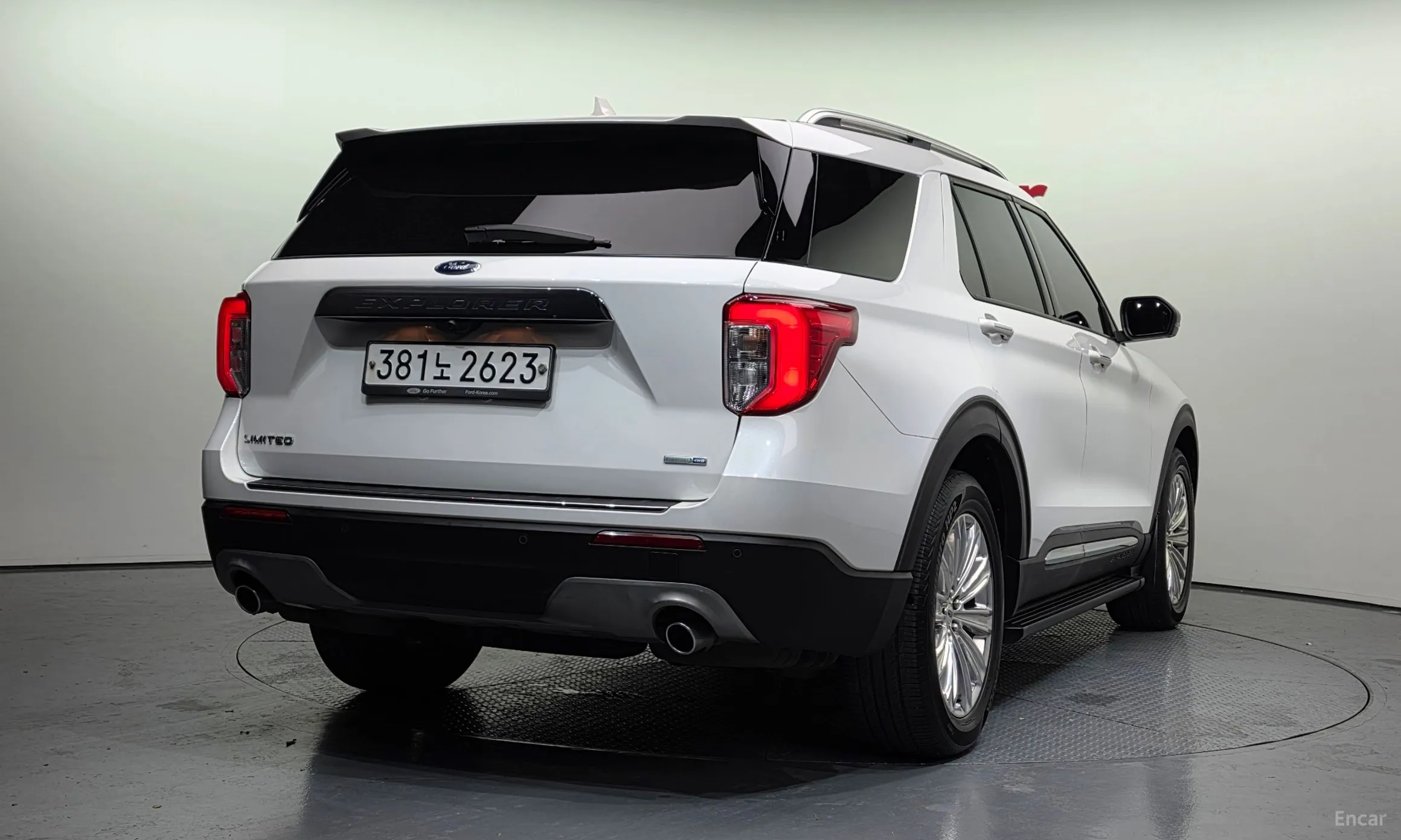 Ford Explorer 6th Generation превью 2