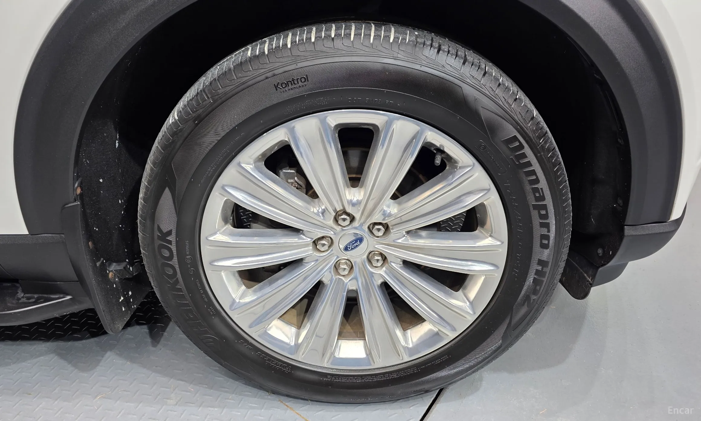 Ford Explorer 6th Generation превью 5