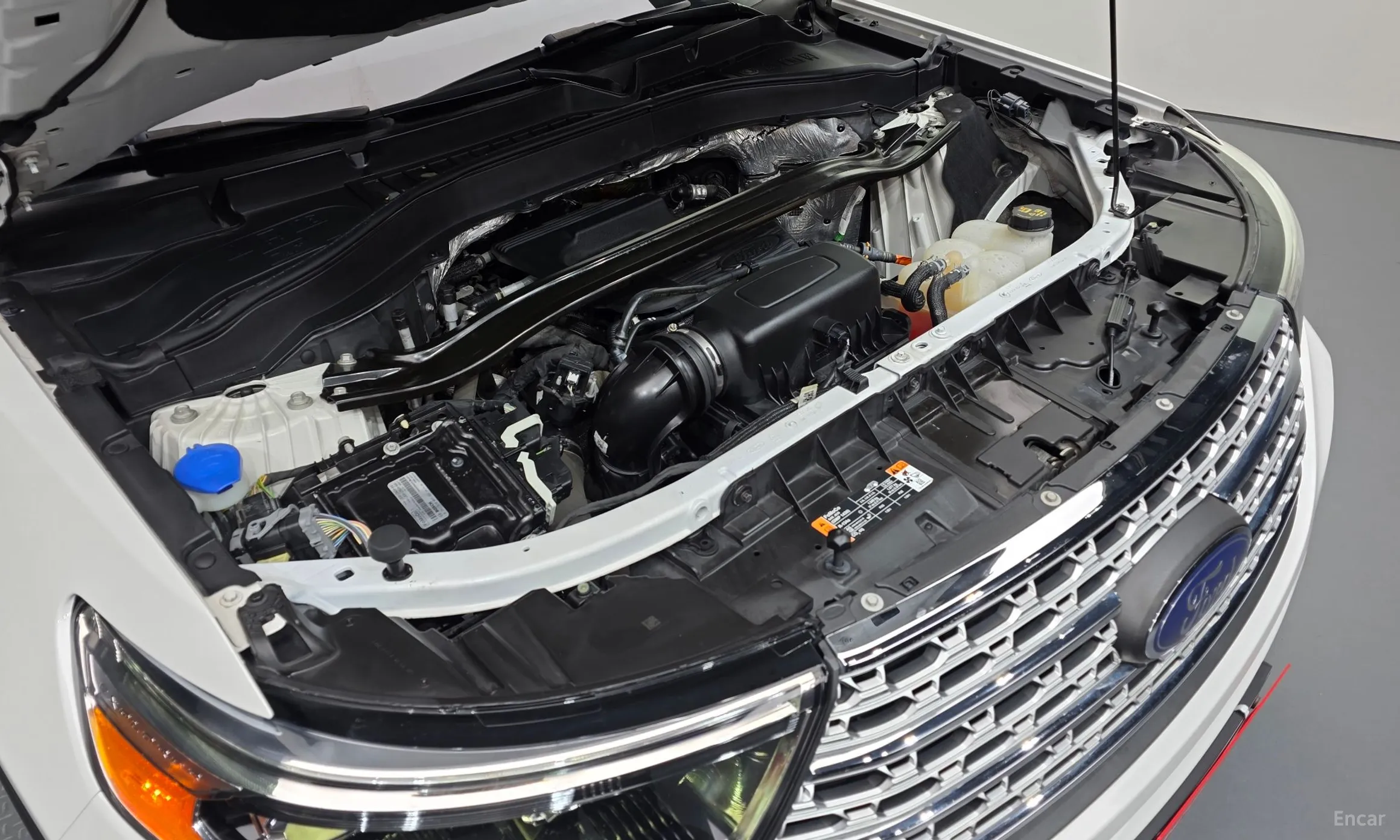 Ford Explorer 6th Generation превью 6
