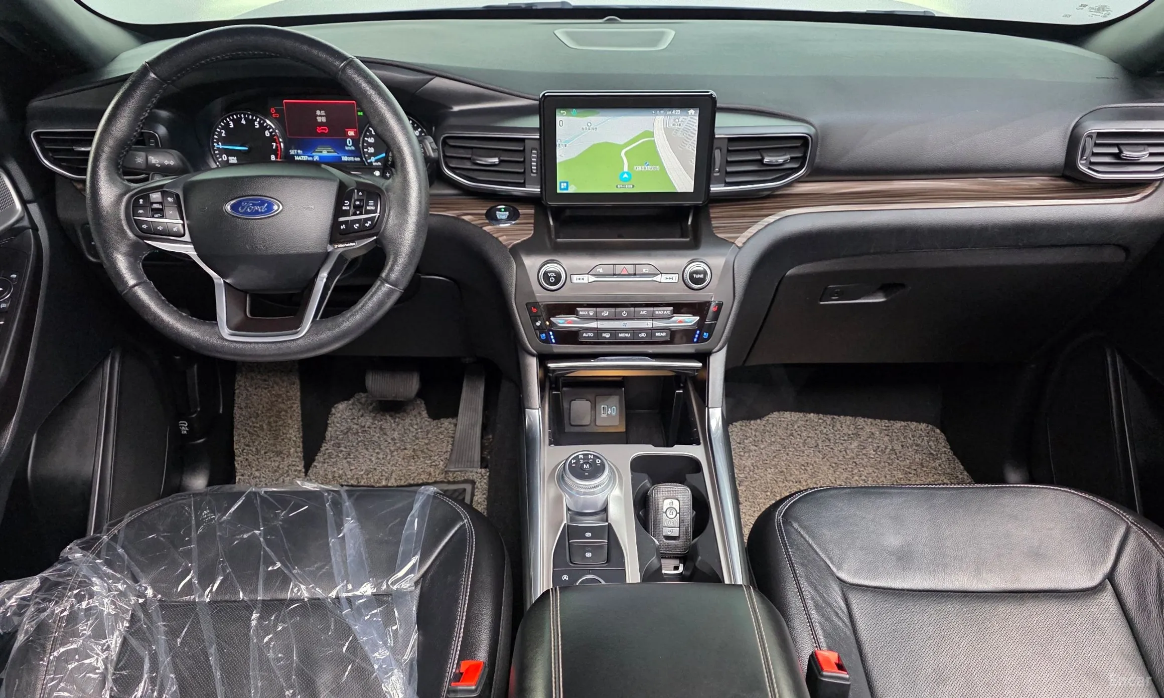 Ford Explorer 6th Generation превью 7