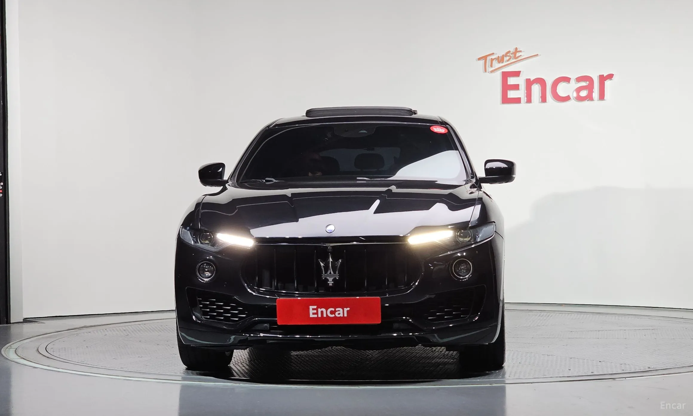 Maserati Levante превью 3
