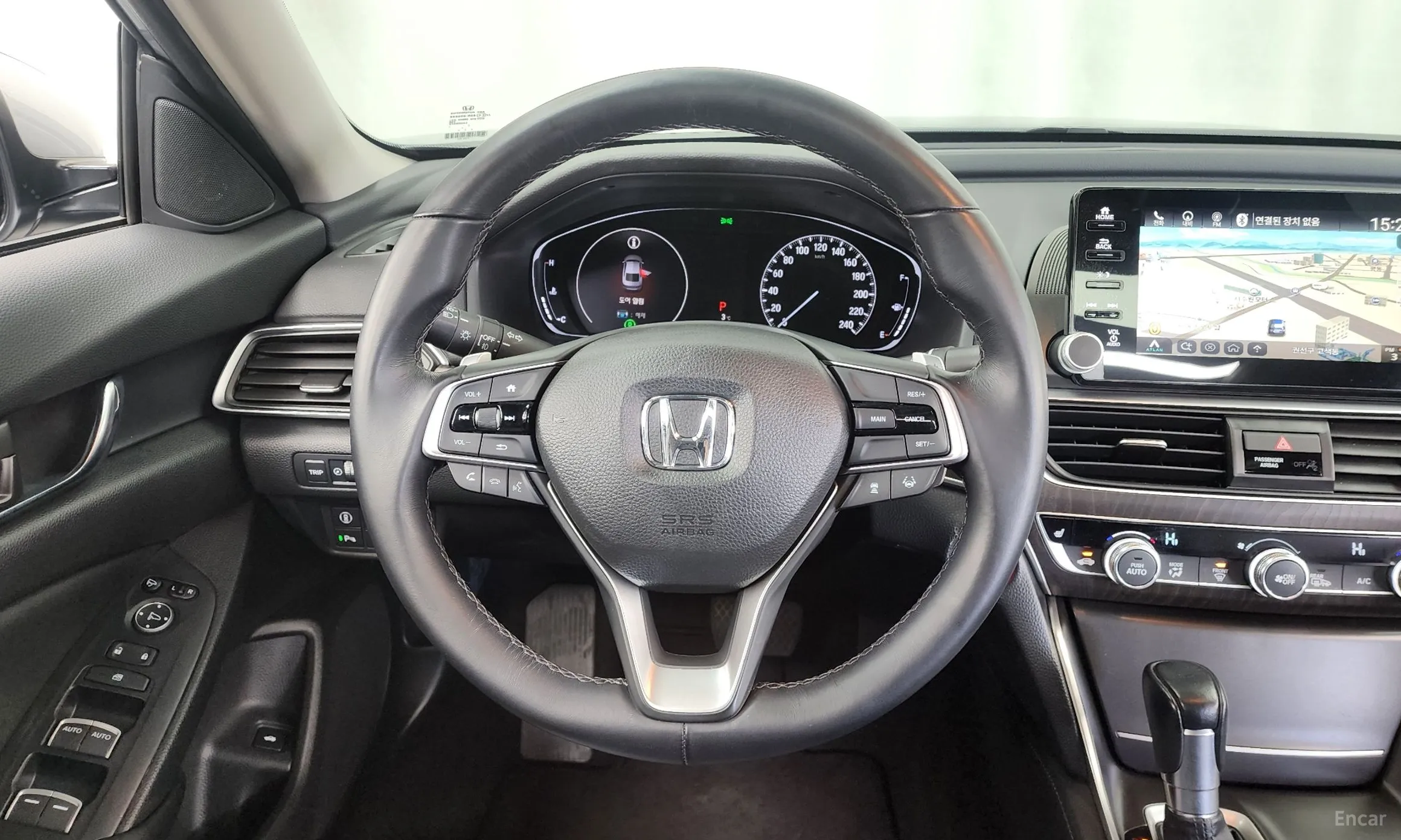 Honda Accord 10th Generation превью 13