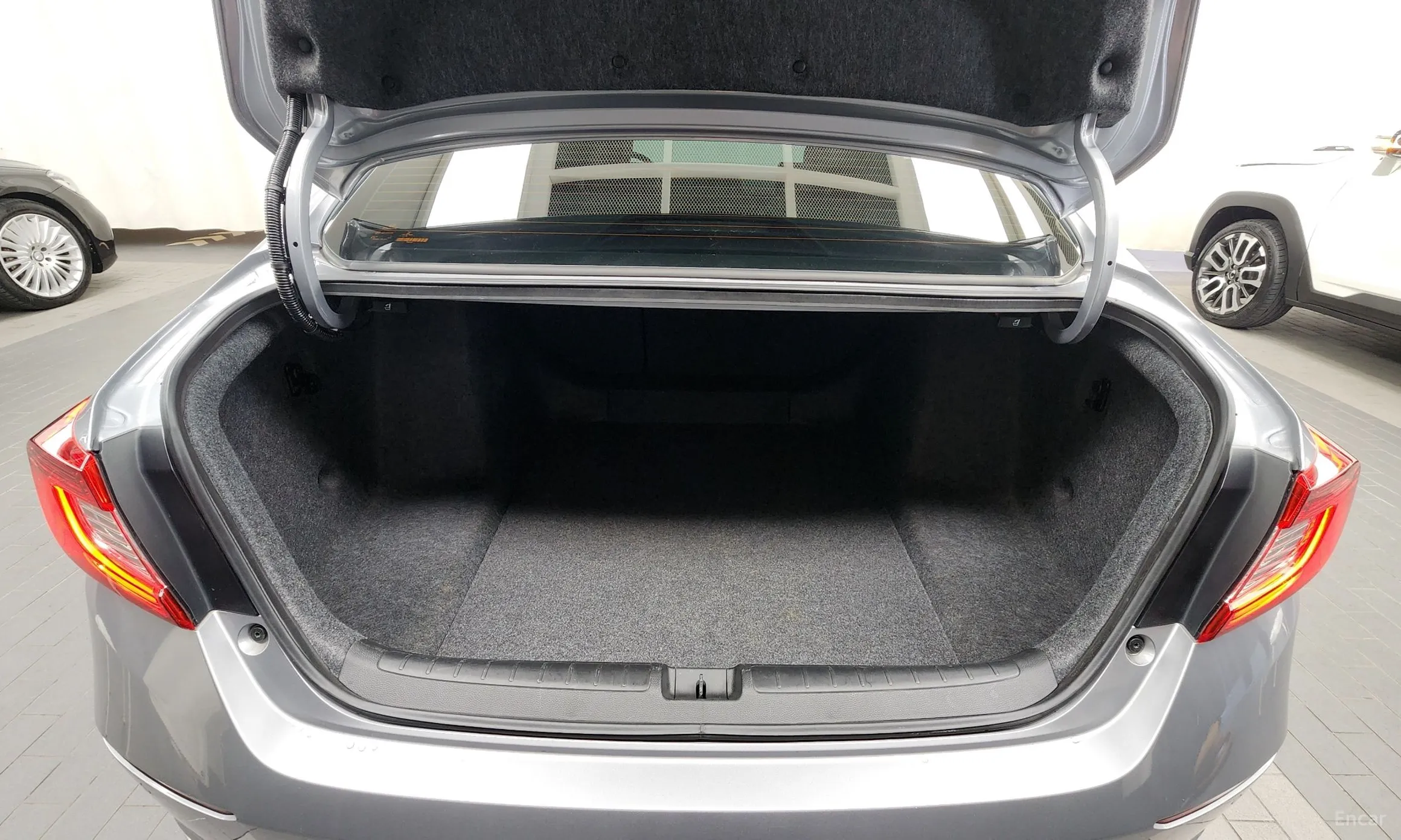 Honda Accord 10th Generation превью 20