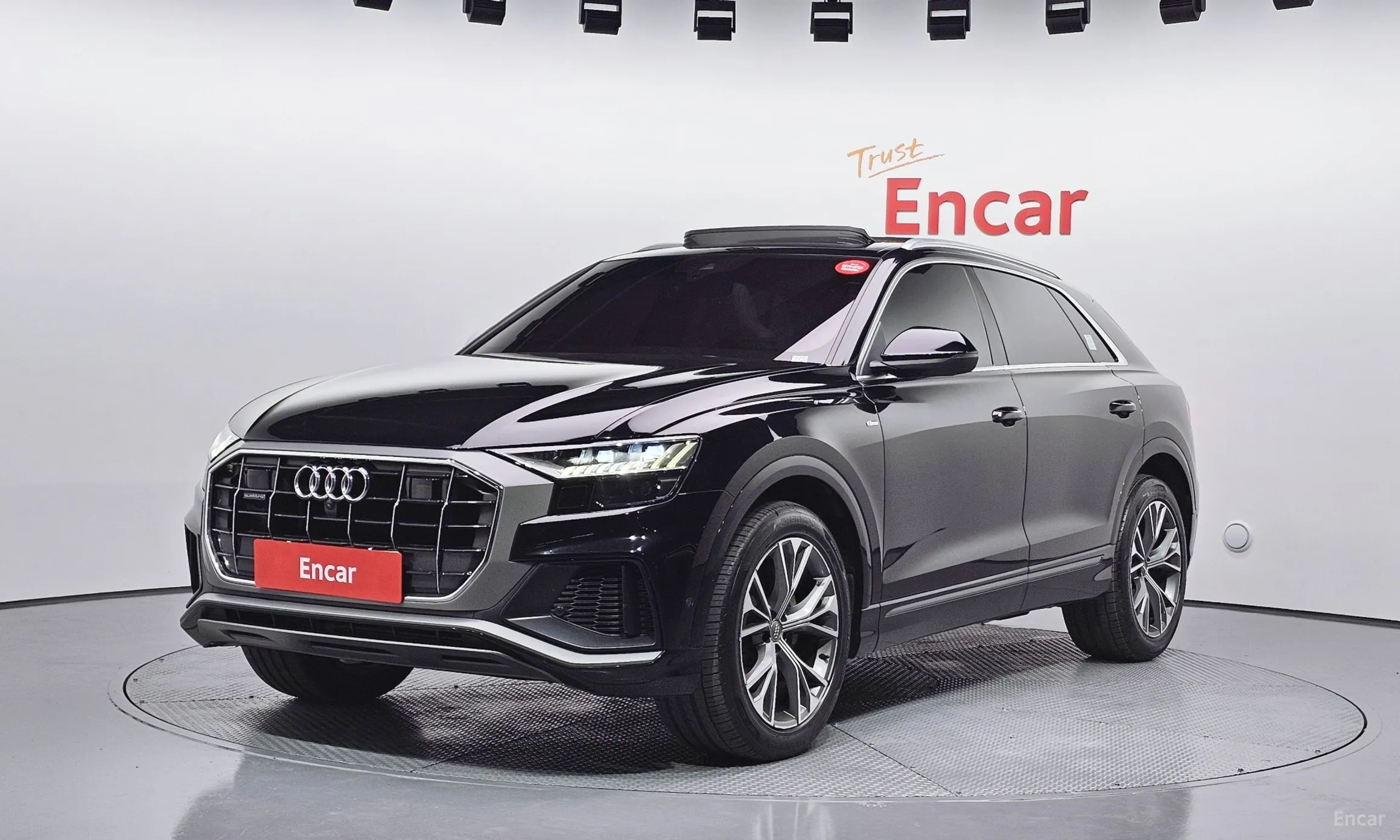 Audi Q8 (4M)