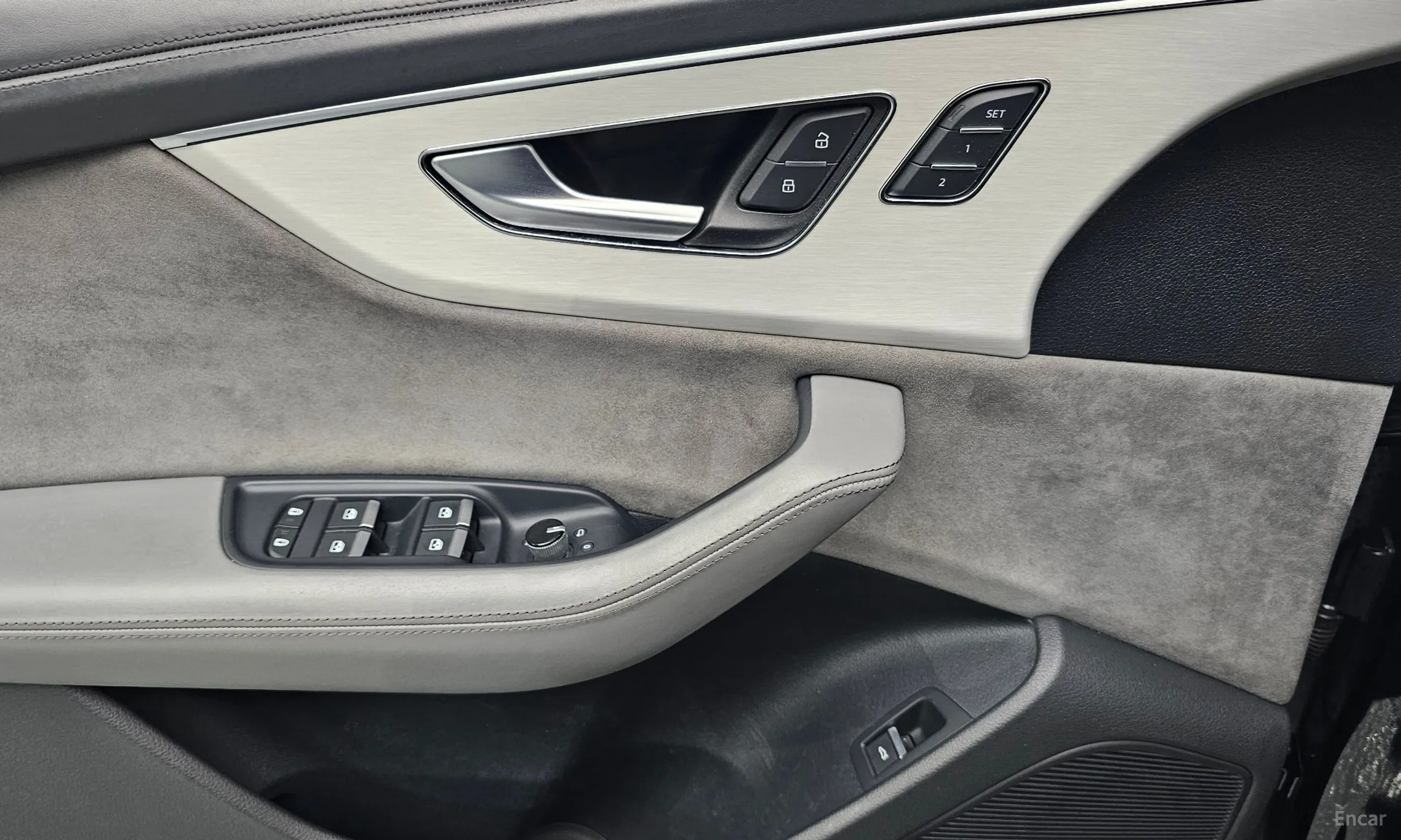Audi Q8 (4M) превью 15