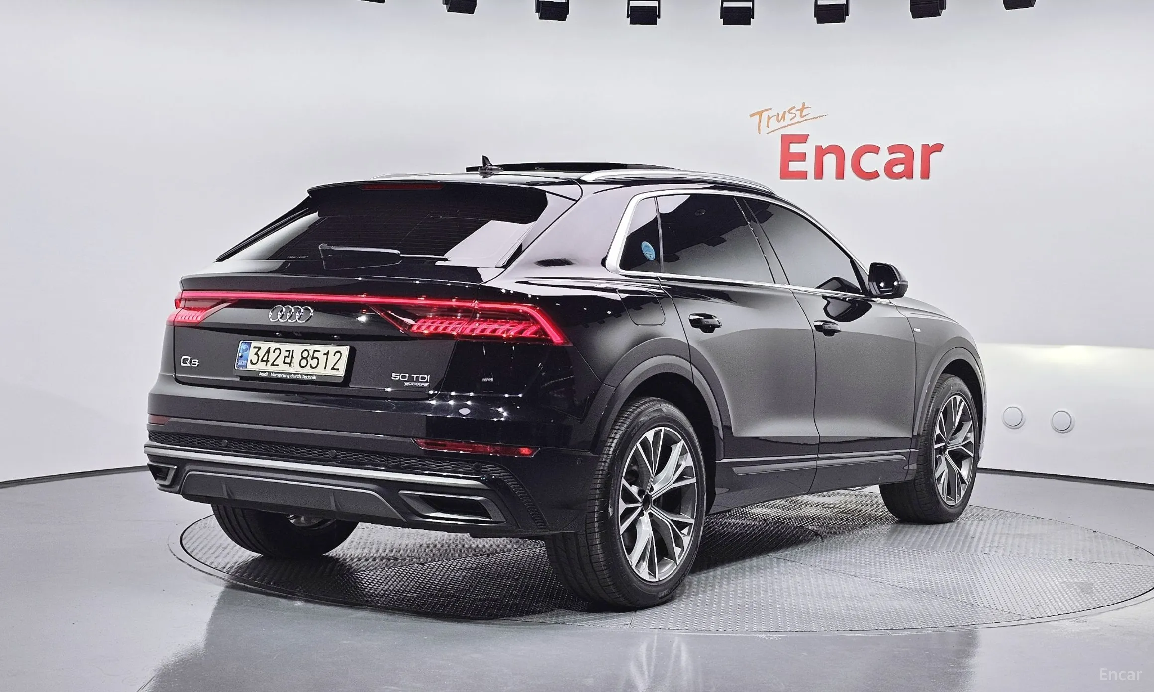 Audi Q8 (4M)