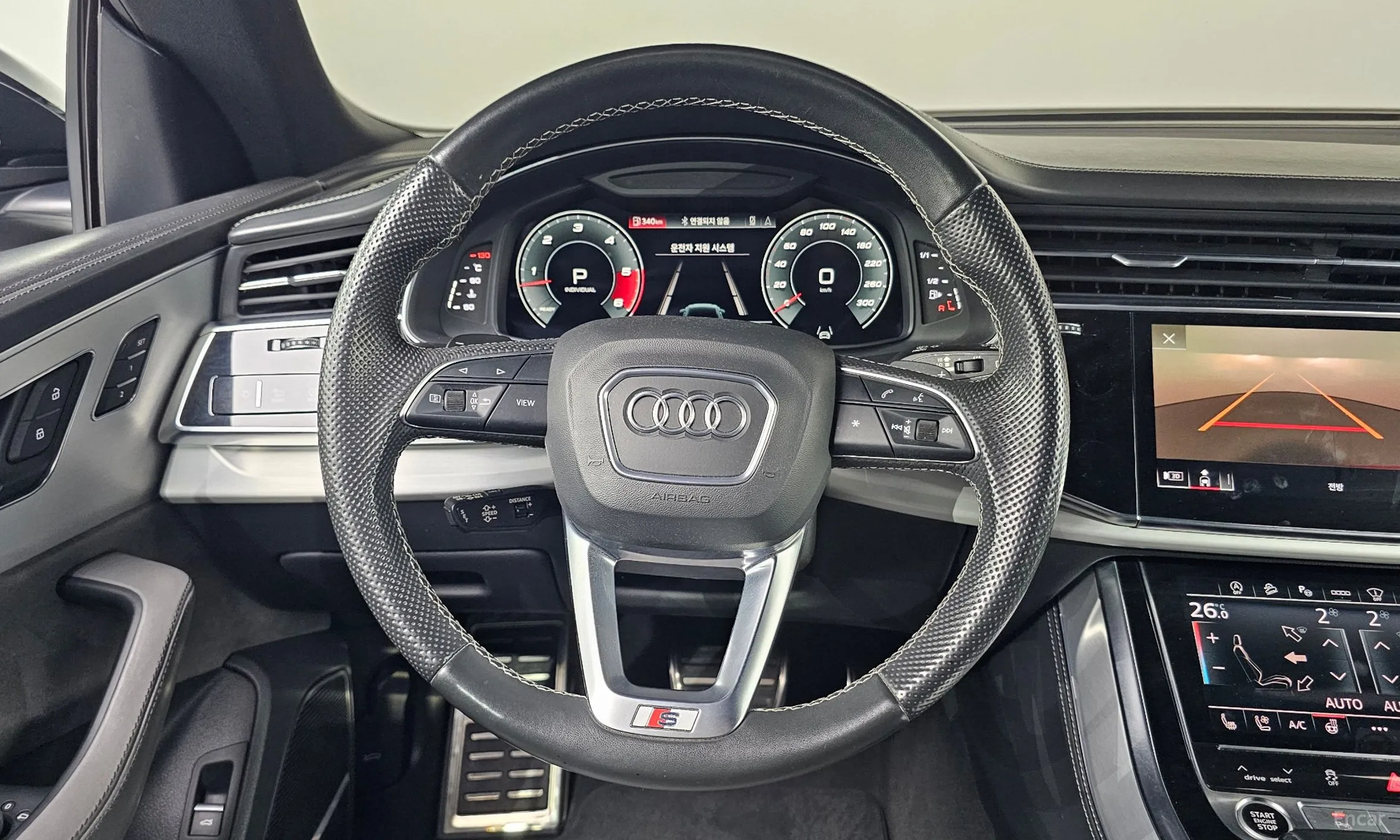 Audi Q8 (4M) превью 16