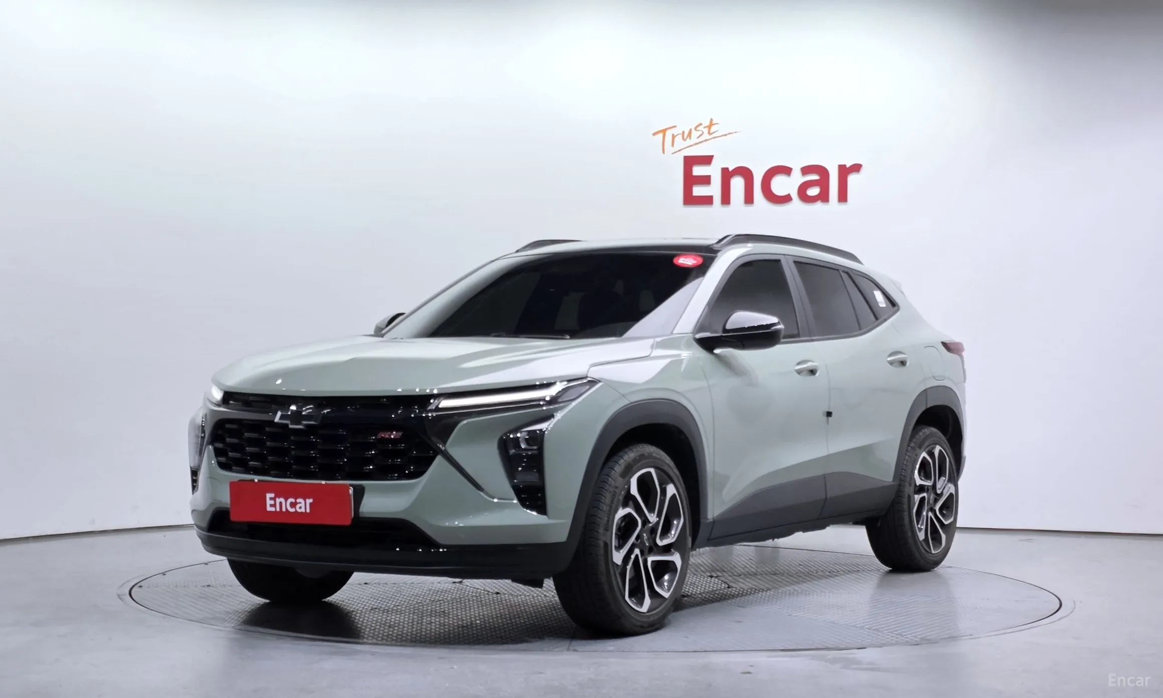 Trax Crossover