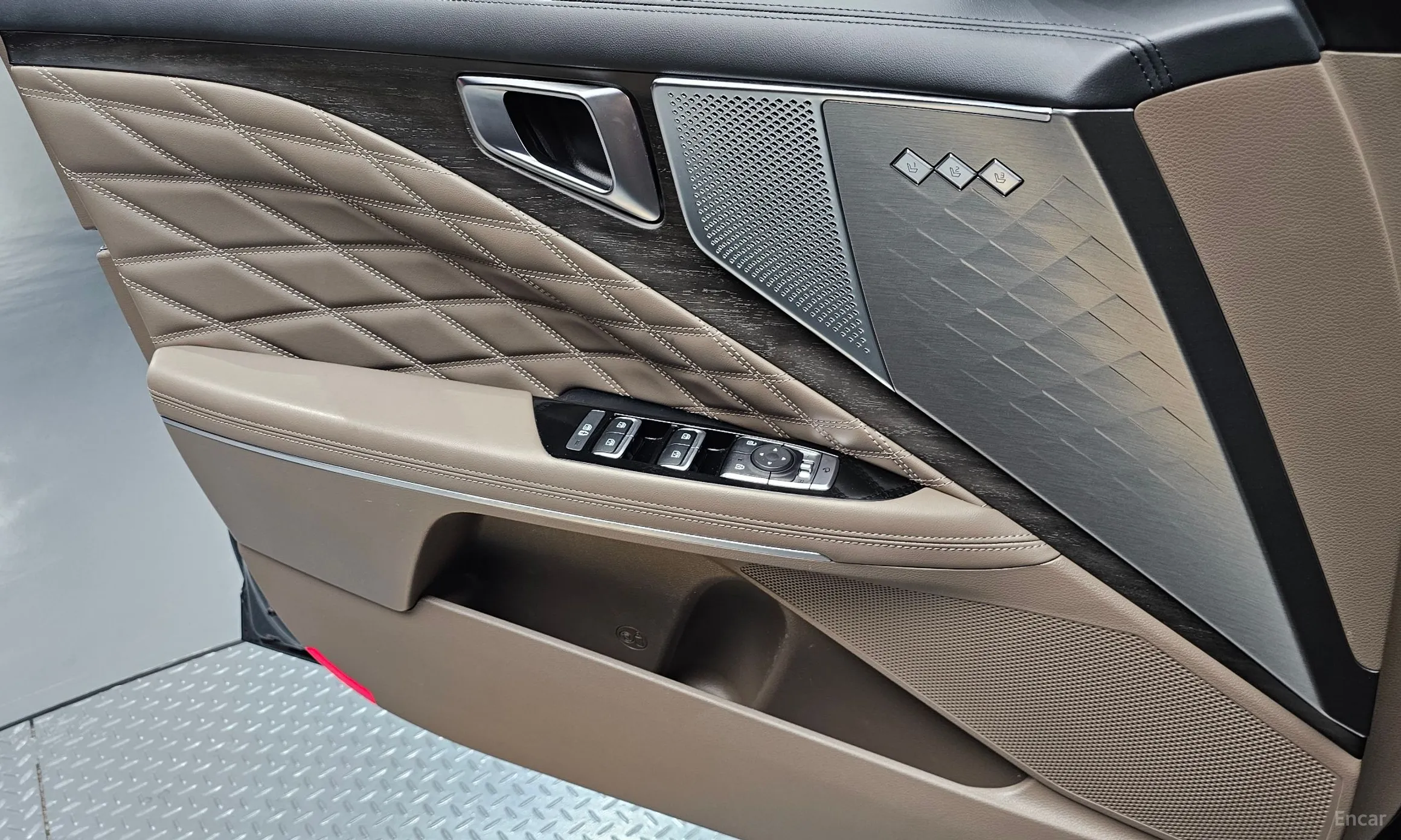 Kia K8 Hybrid превью 14