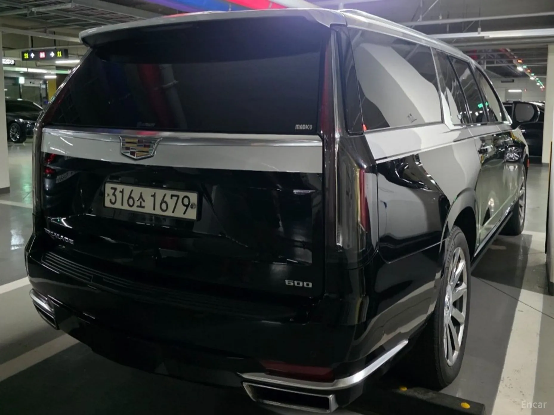 Cadillac Escalade 5th Generation превью 4