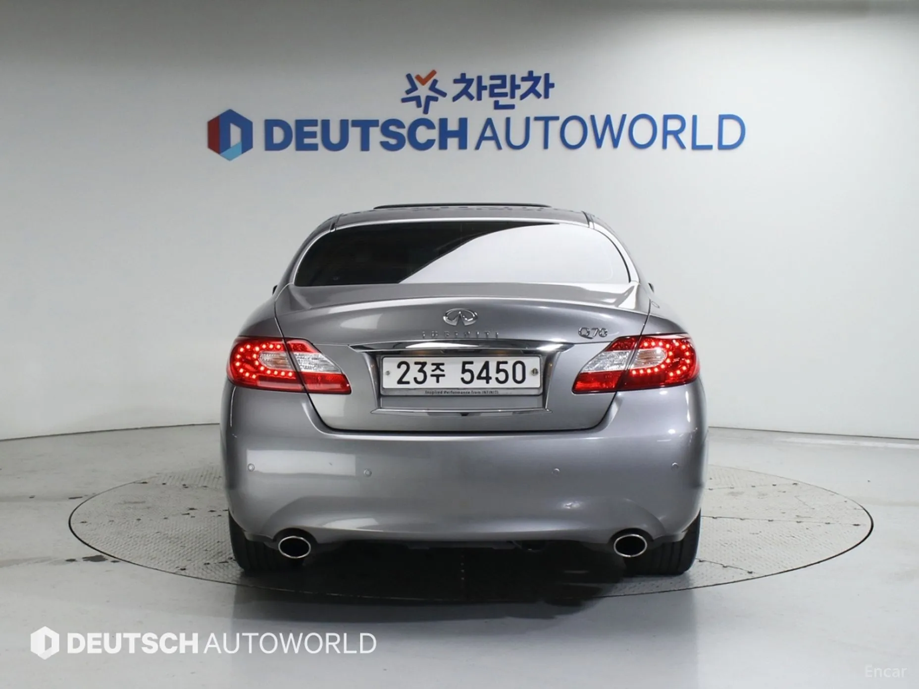 Infiniti Q70 превью 4
