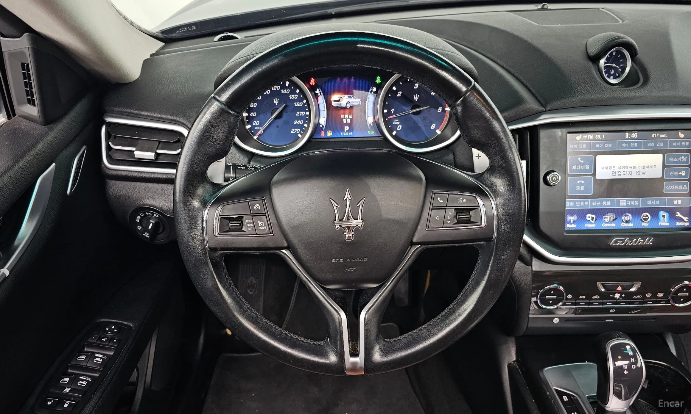 Maserati Ghibli превью 13