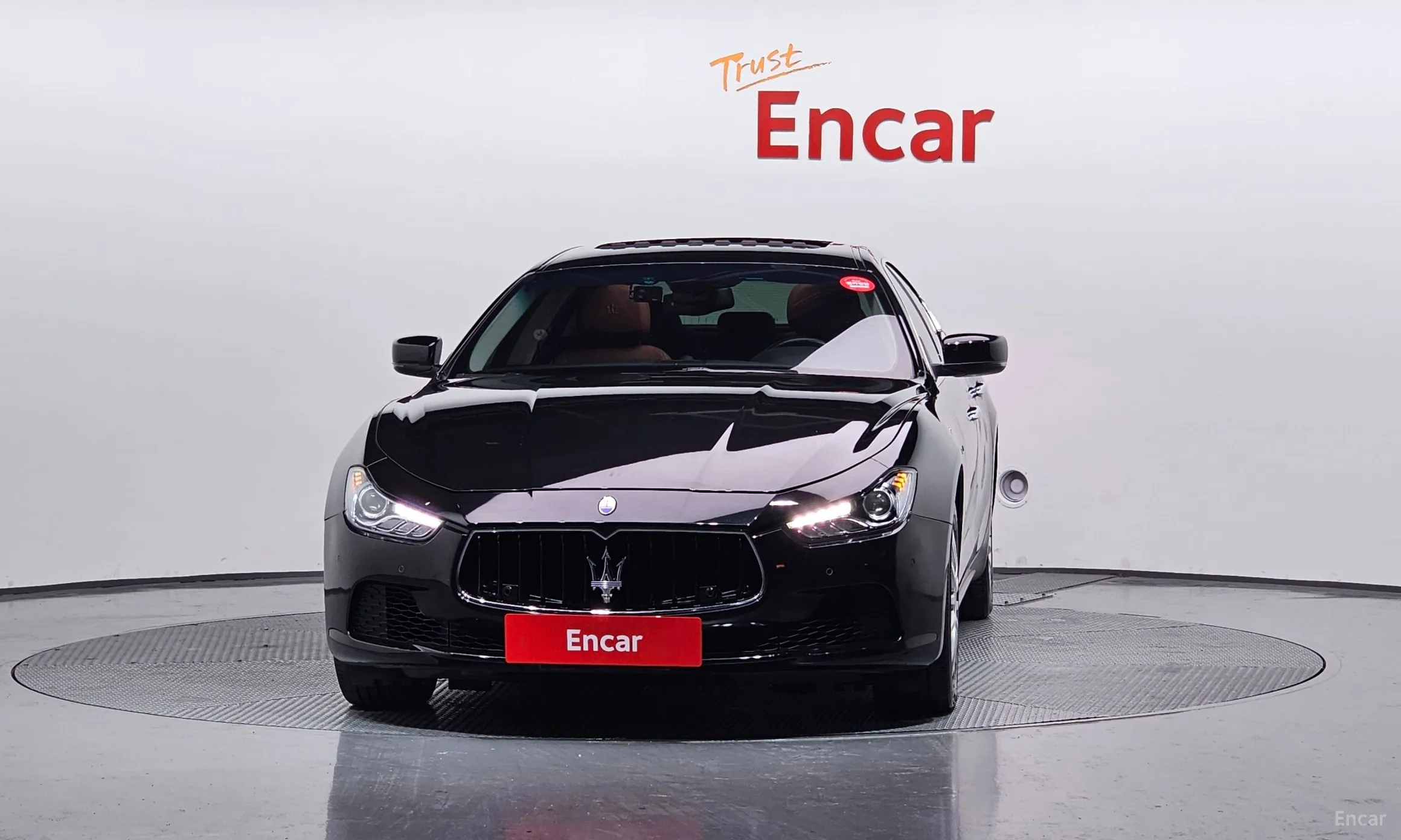 Maserati Ghibli превью 3