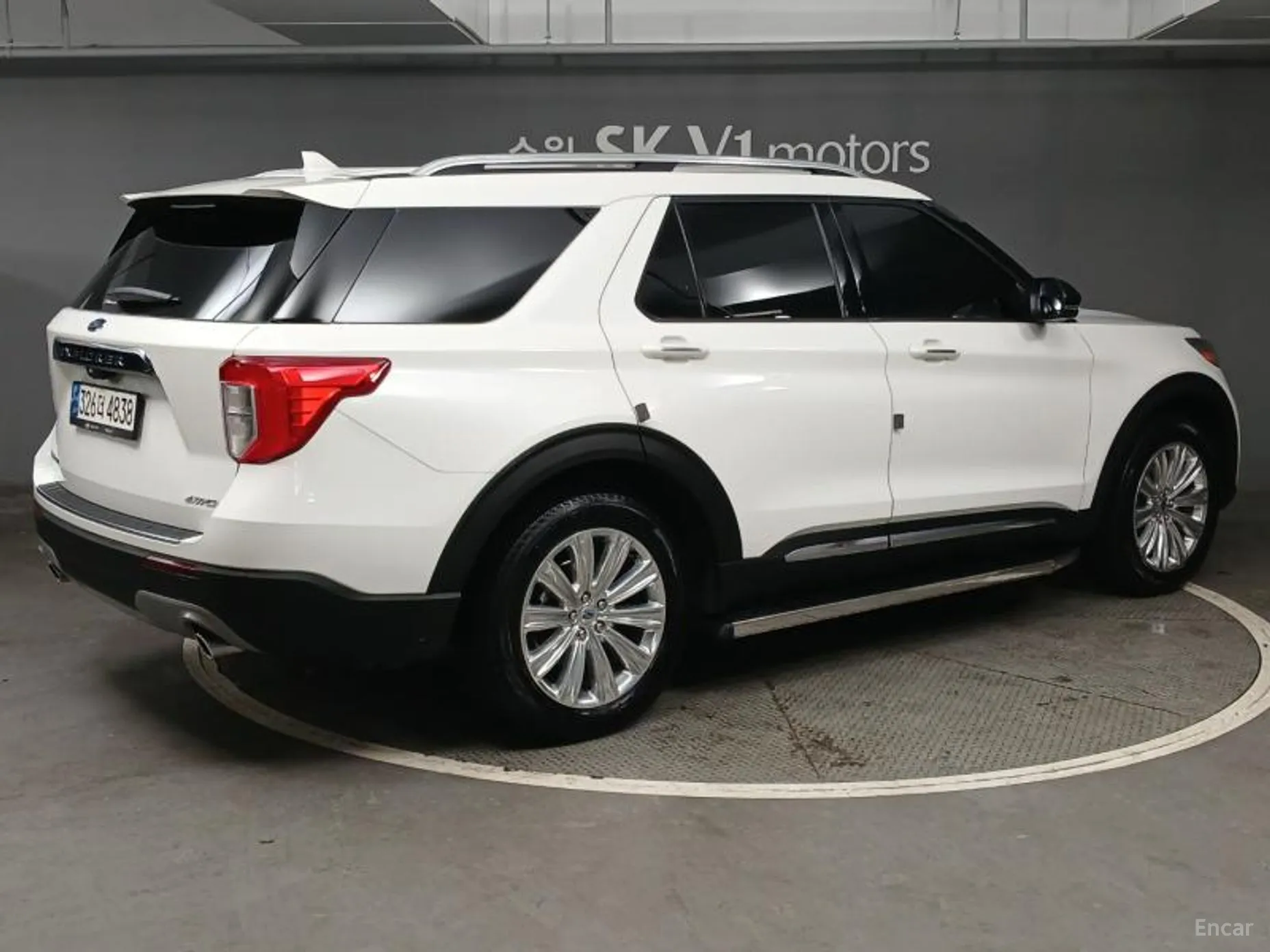 Ford Explorer 6th Generation превью 4