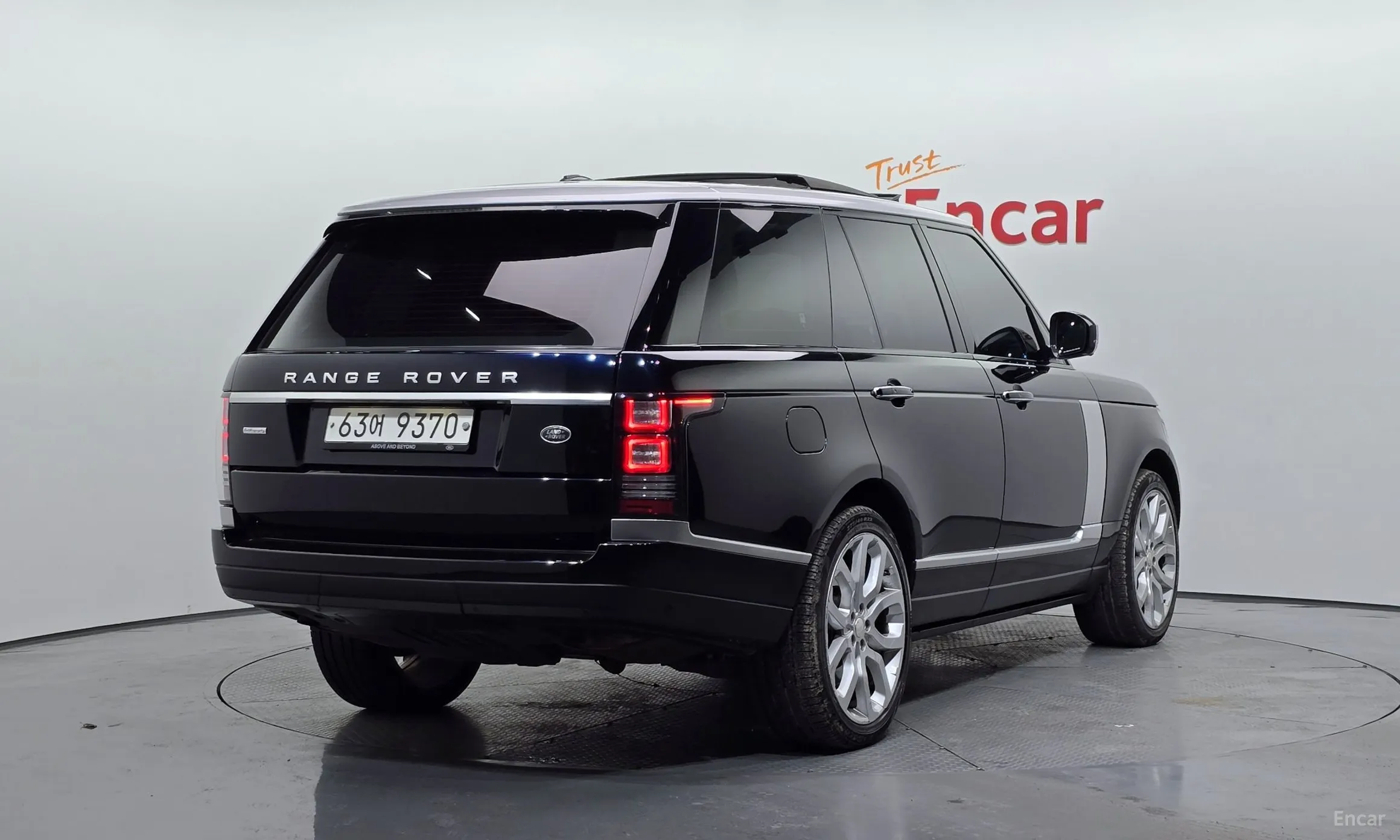 Land Rover Range Rover 4th Generation превью 2