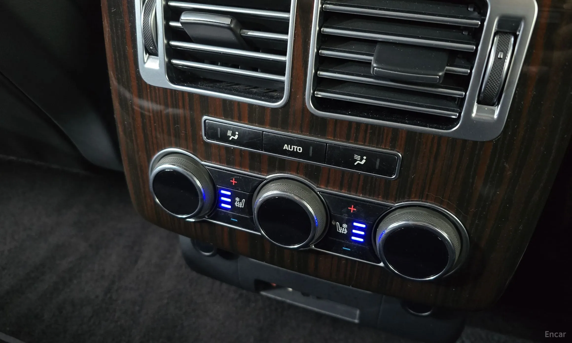 Land Rover Range Rover 4th Generation превью 18
