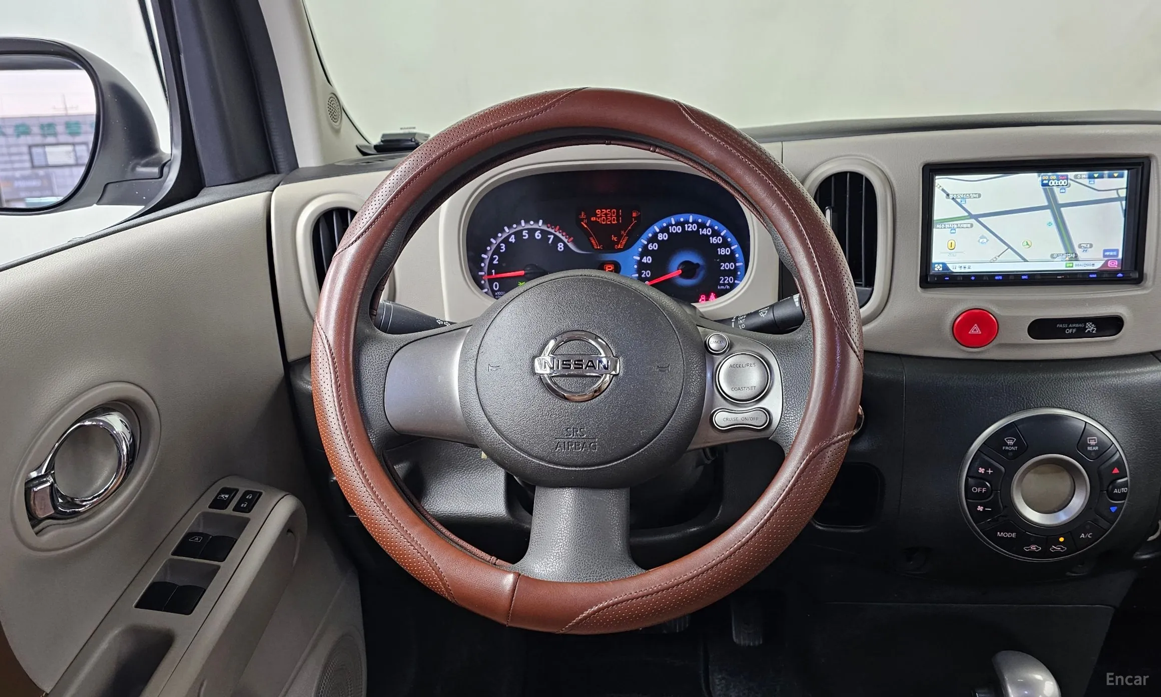 Nissan Cube превью 13