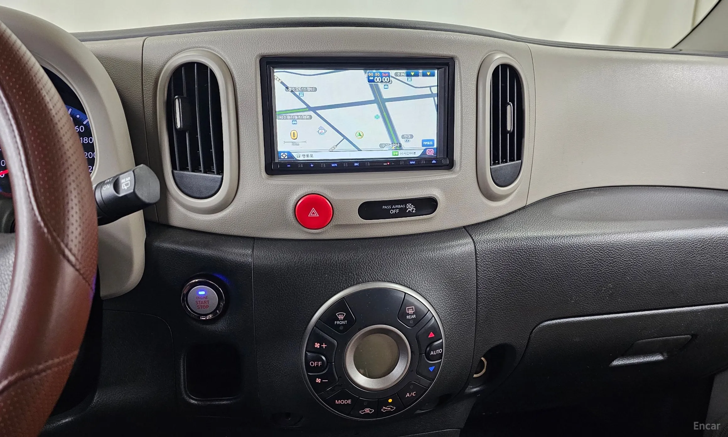 Nissan Cube превью 14