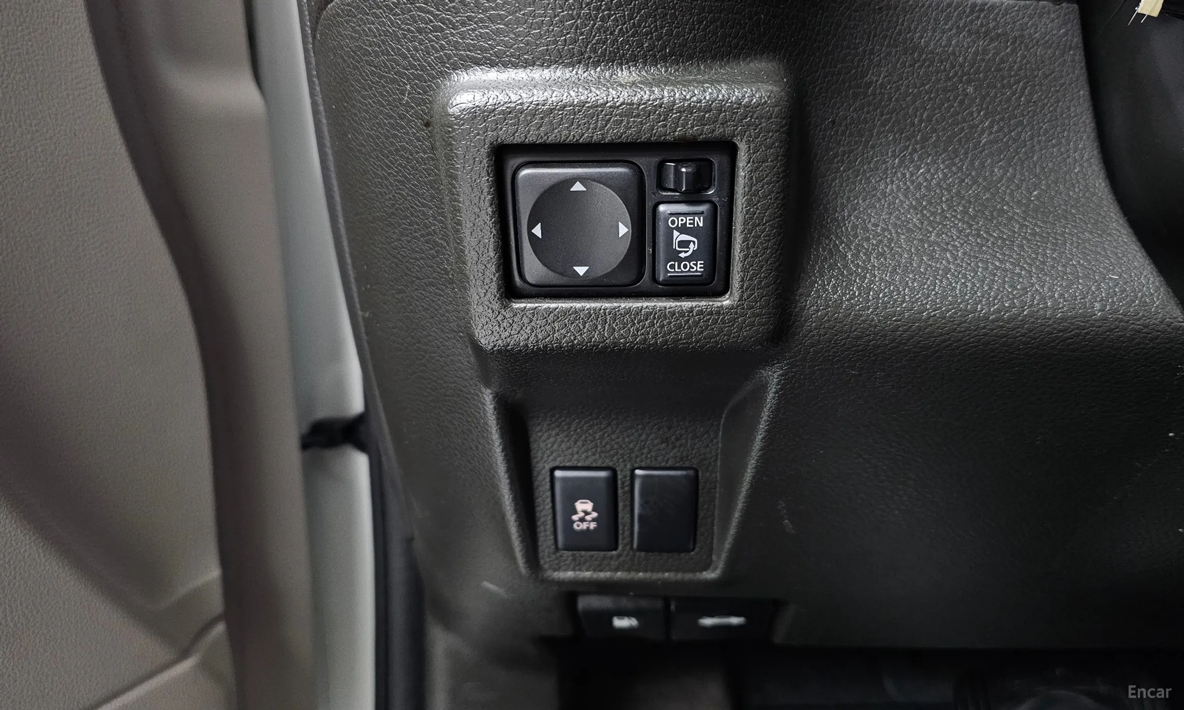 Nissan Cube превью 17
