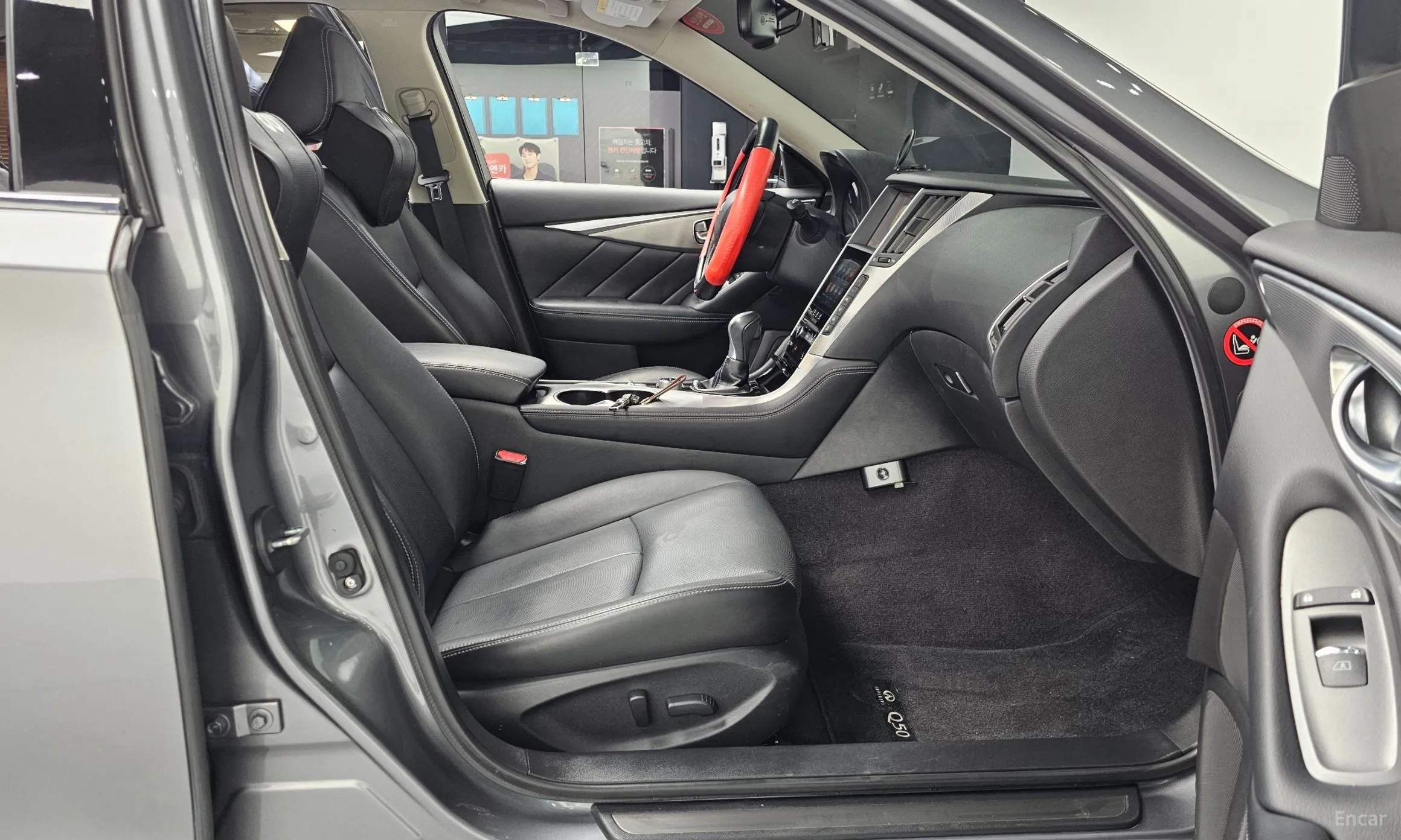 Infiniti Q50 превью 11