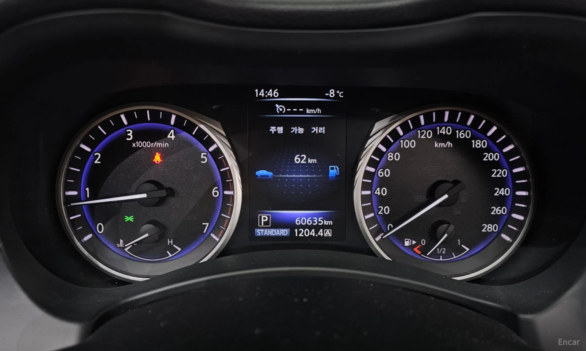 Infiniti Q50 превью 8