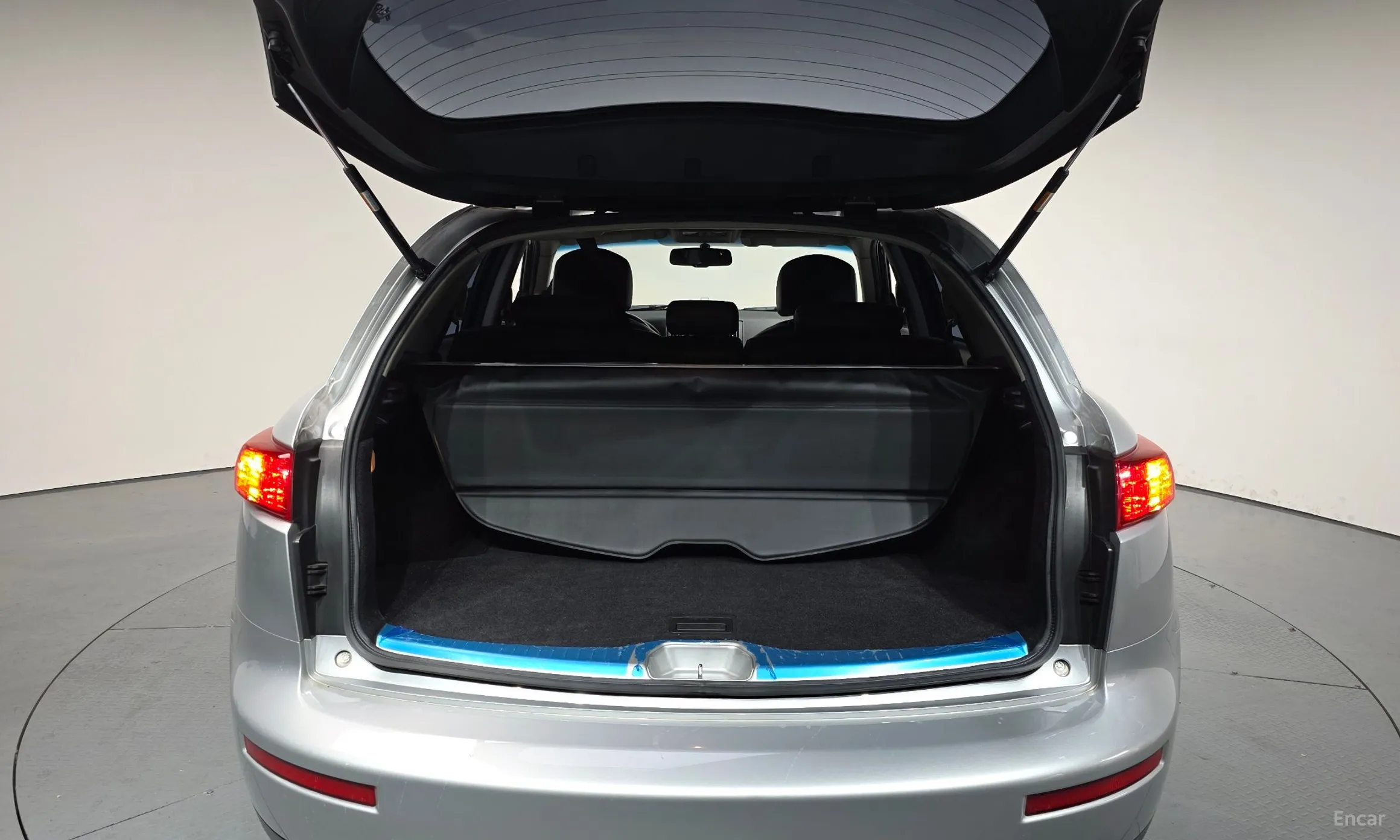Infiniti FX35 превью 20