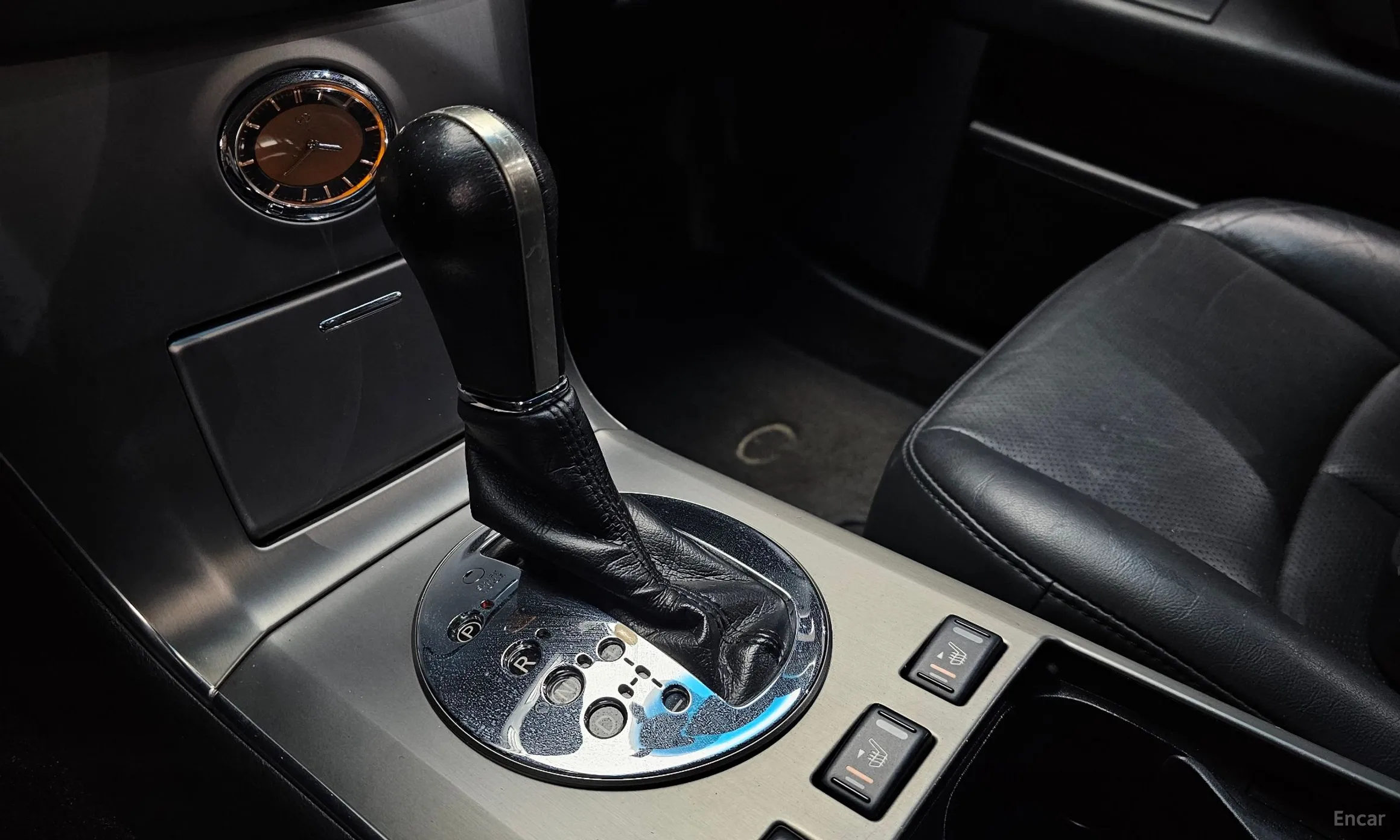 Infiniti FX35 превью 9