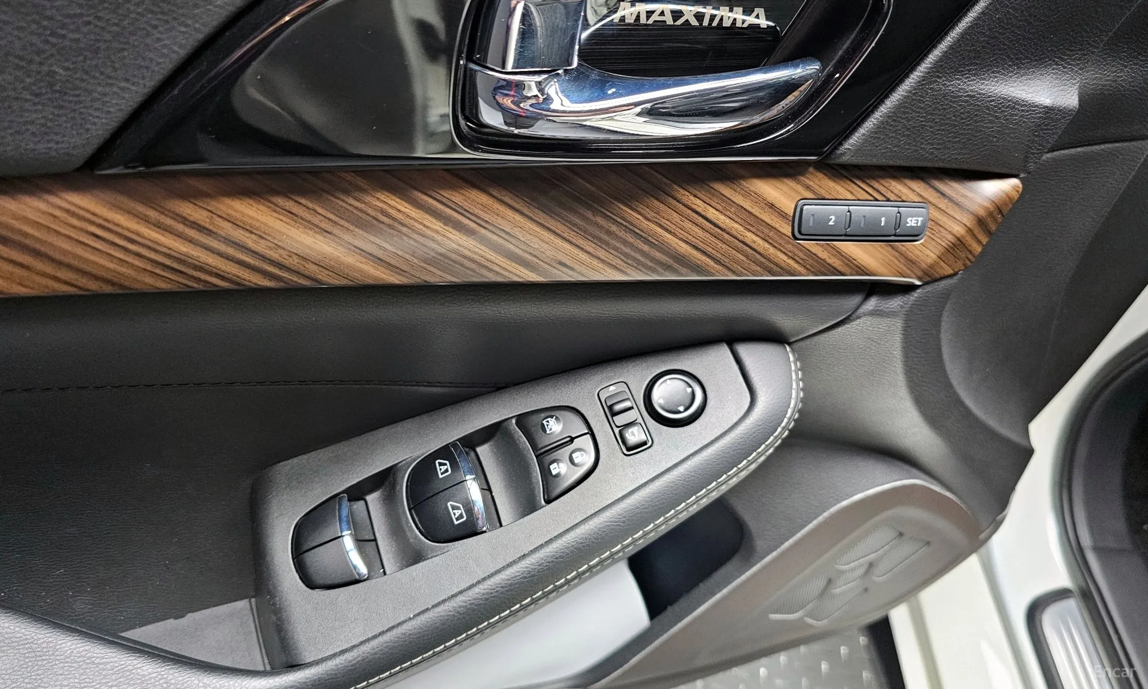 Nissan Maxima (A36) превью 18