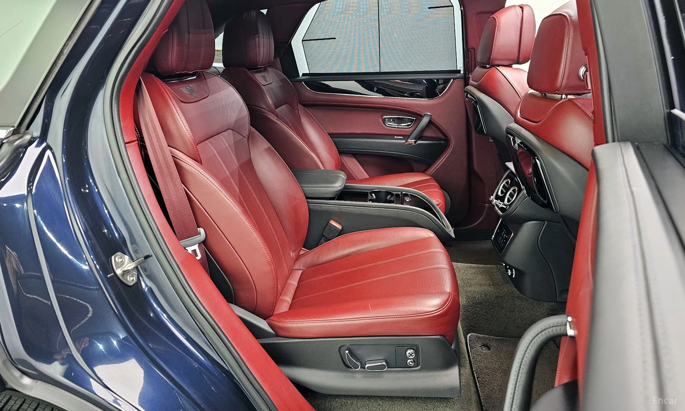 Bentley Bentayga превью 12