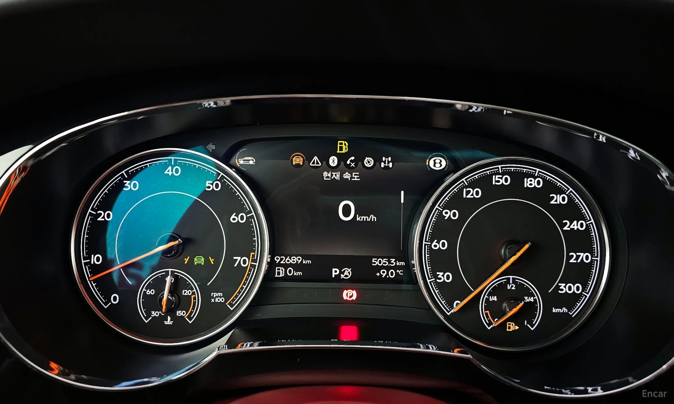 Bentley Bentayga превью 8