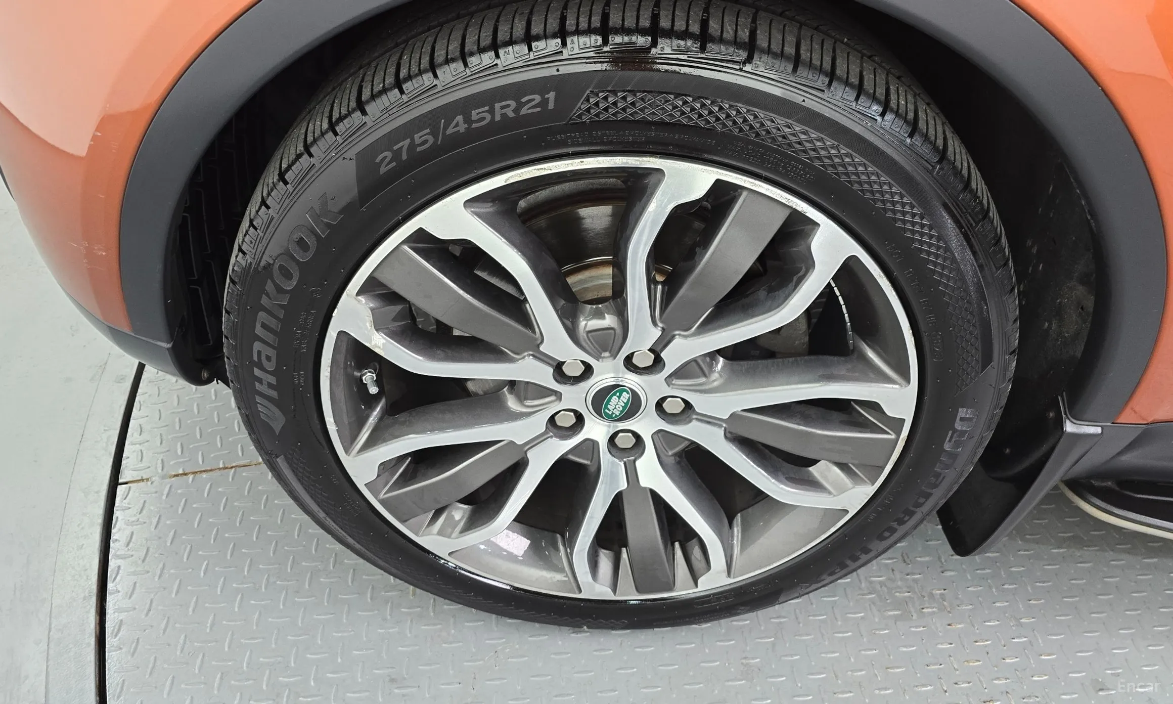 Land Rover Discovery 5 превью 5