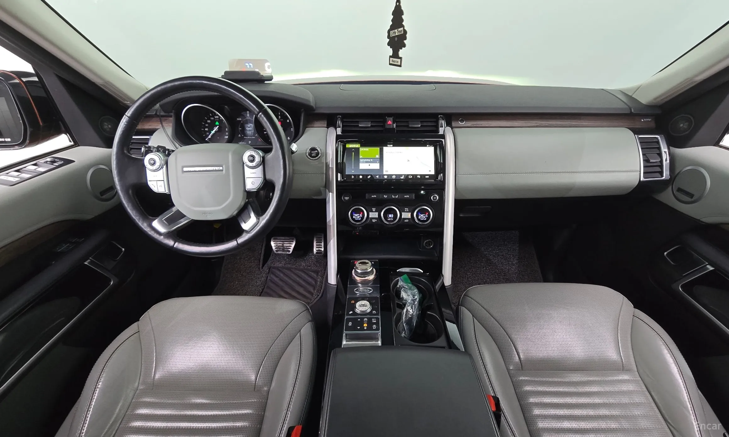 Land Rover Discovery 5 превью 7