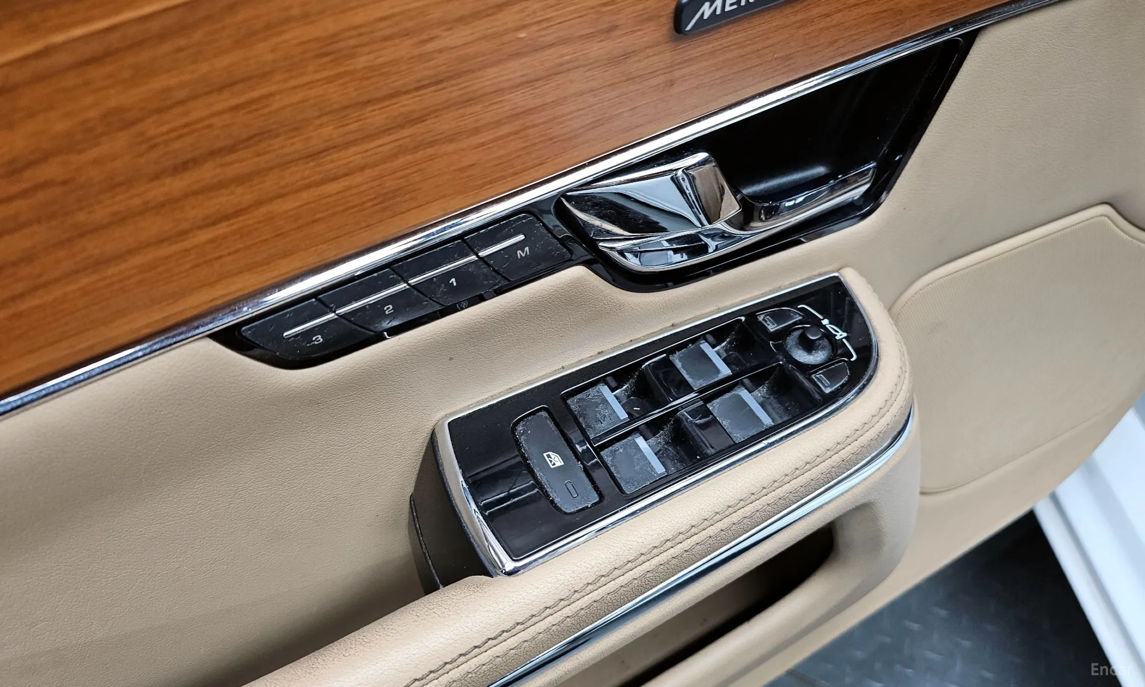 Jaguar All New XJ превью 18