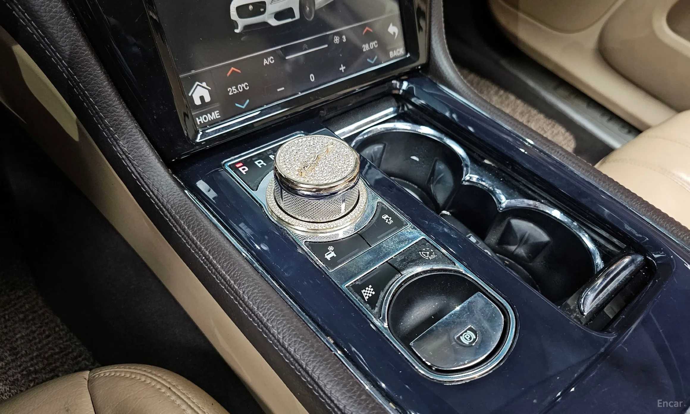 Jaguar All New XJ превью 9