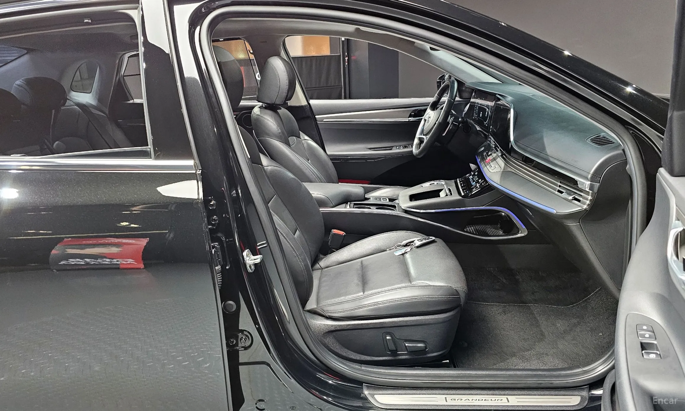 Hyundai Grandeur IG превью 10