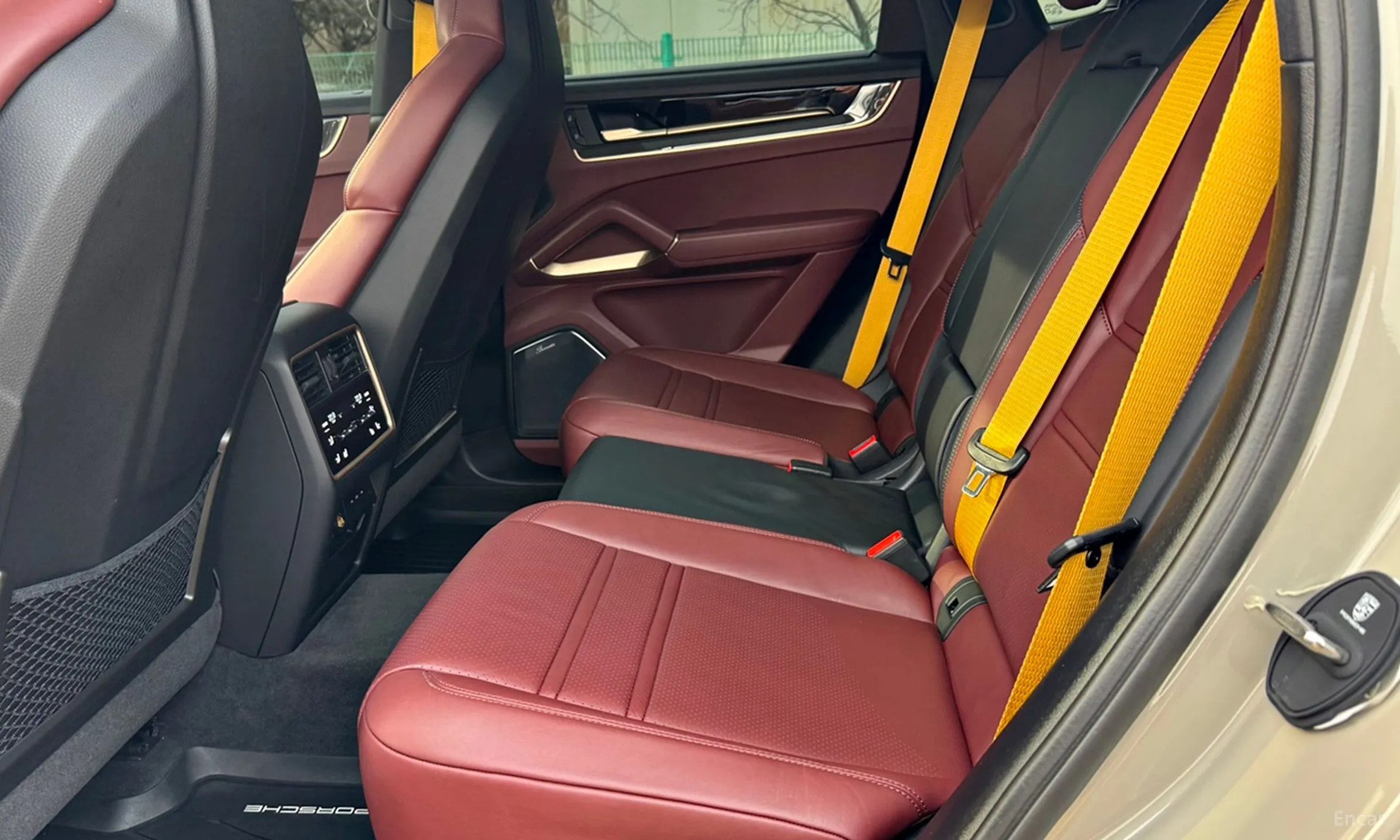 Porsche Cayenne (PO536) превью 13