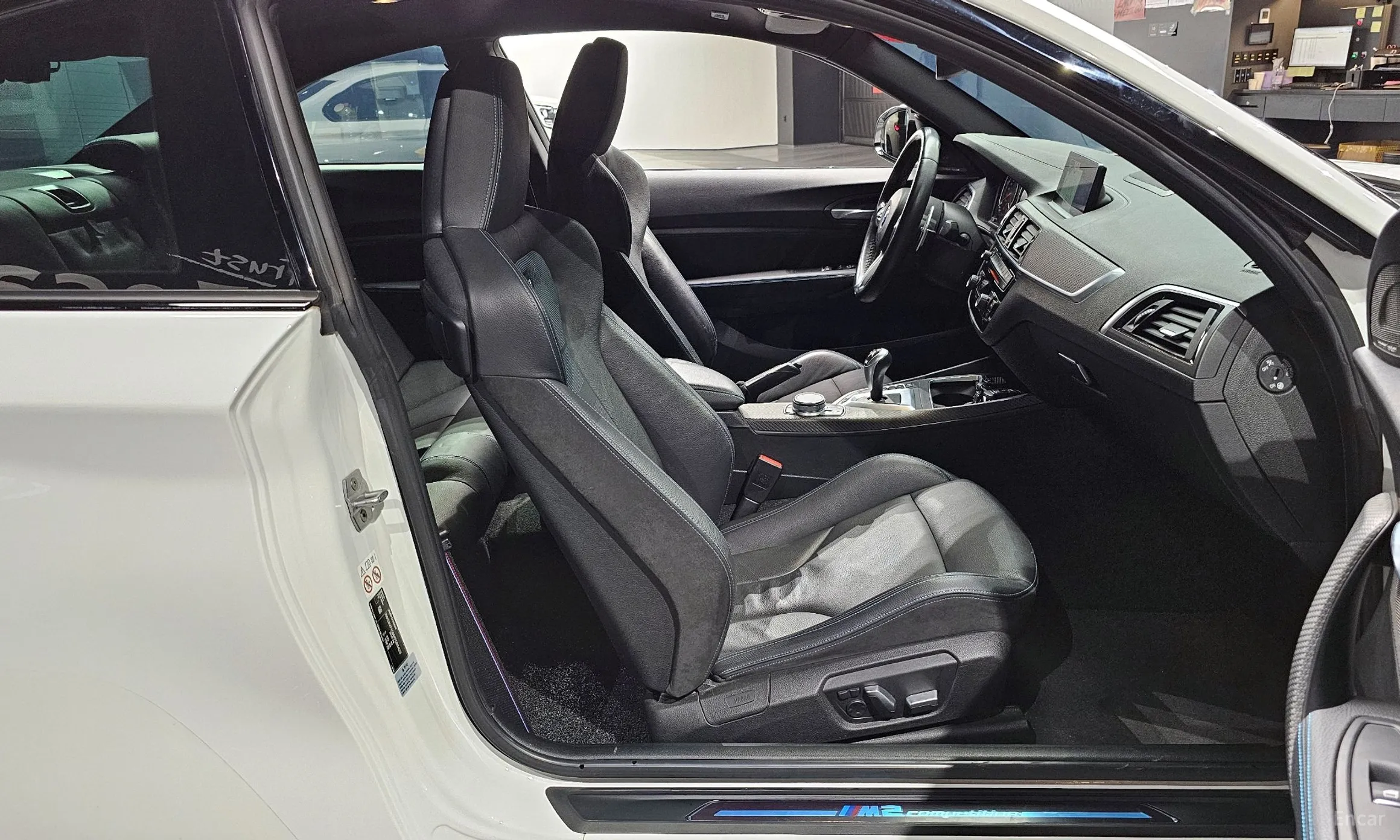 BMW M2 (F87) превью 10