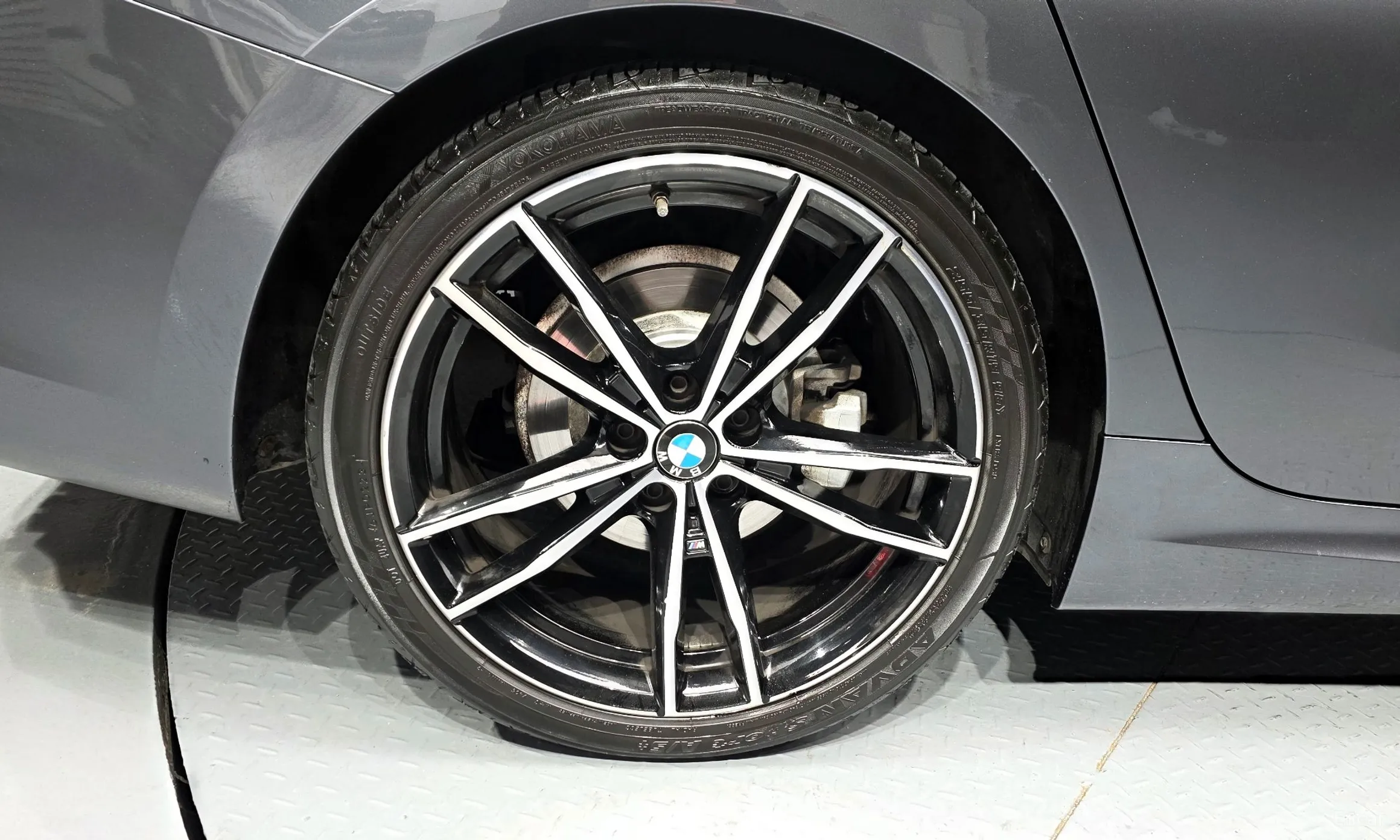 BMW 3 Series (G20) превью 5