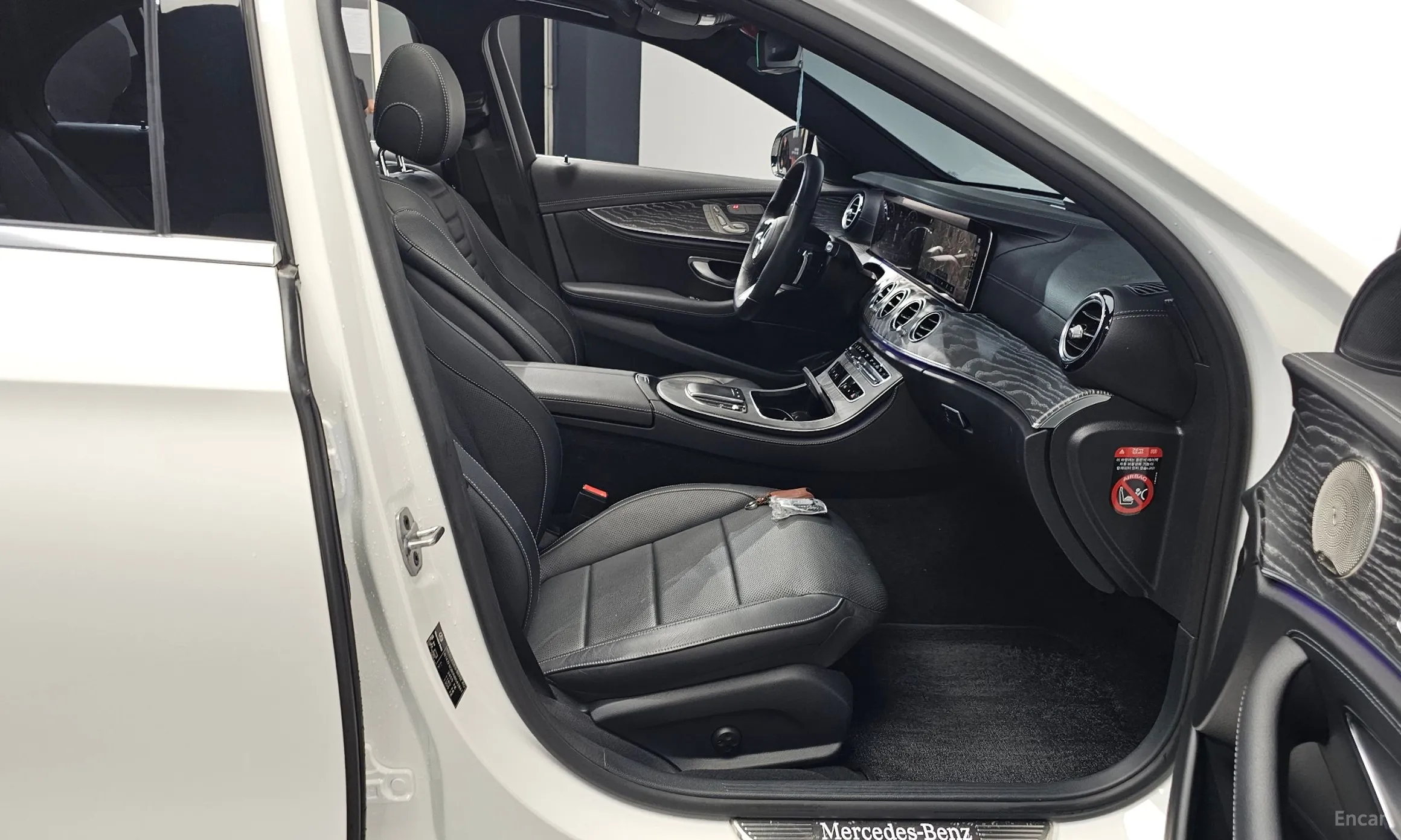 Mercedes Benz E-Class W213 превью 11