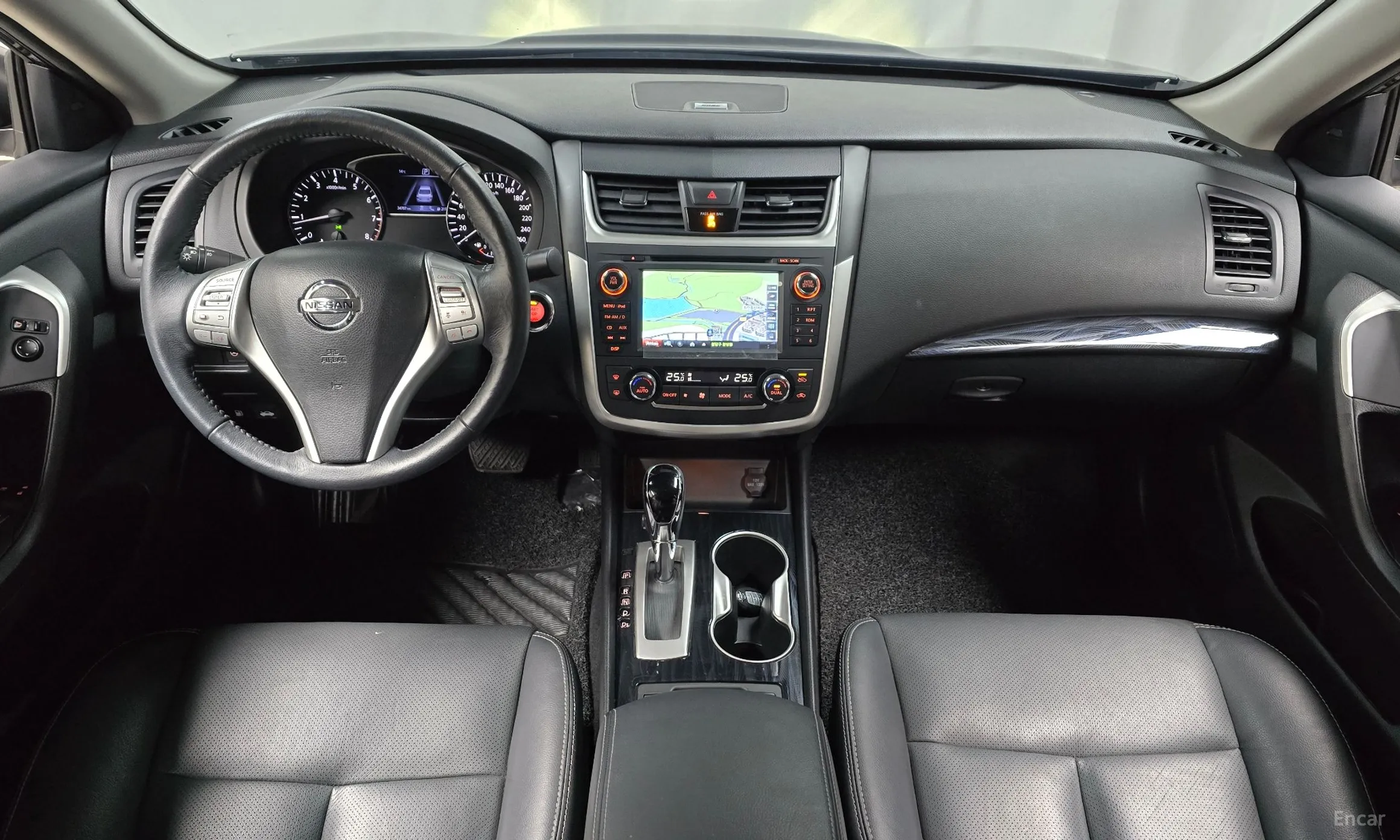 Nissan Altima превью 7