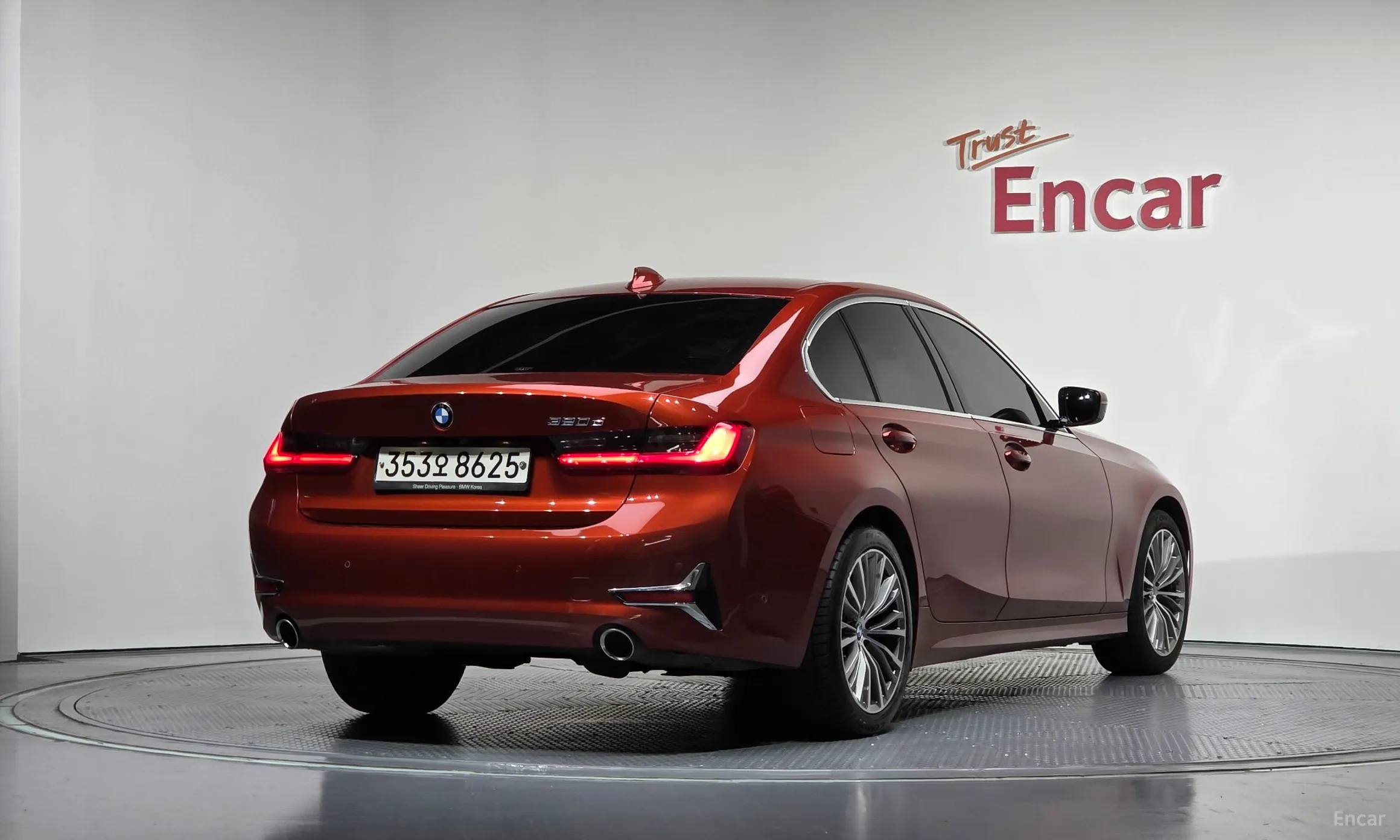 BMW 3 Series (G20) превью 2