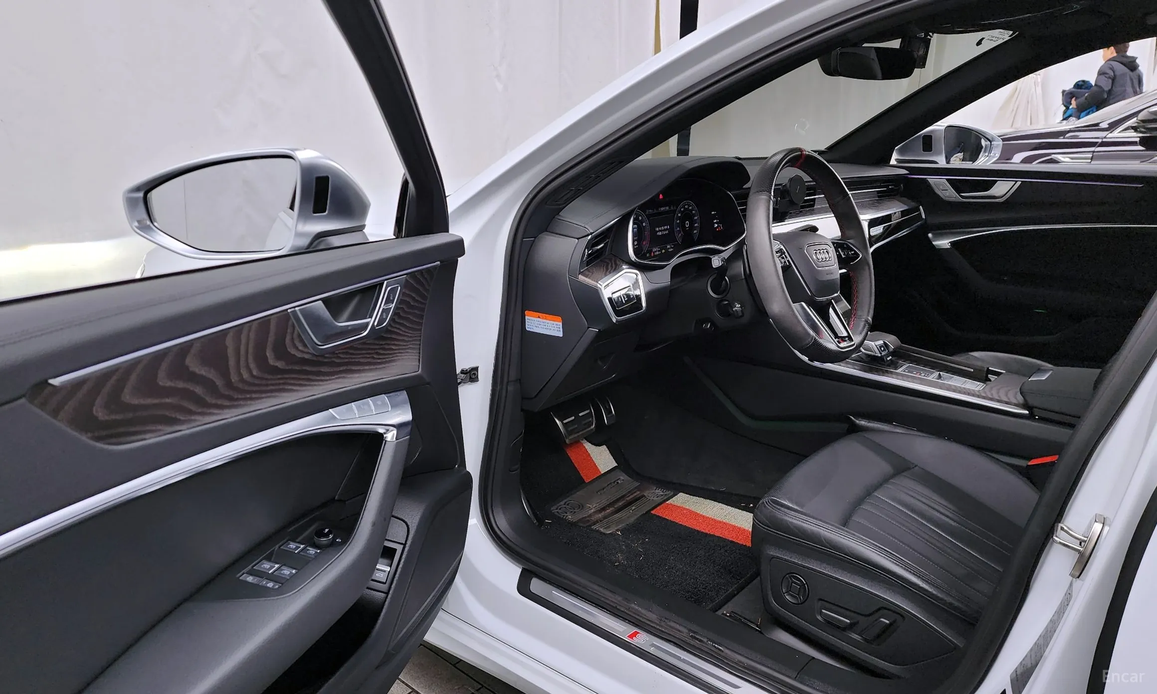 Audi A6 (C8) превью 10