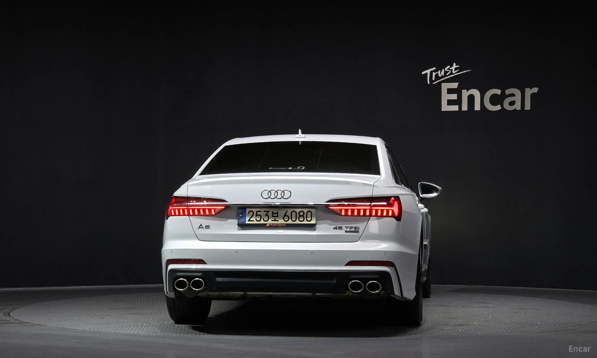 Audi A6 (C8) превью 4