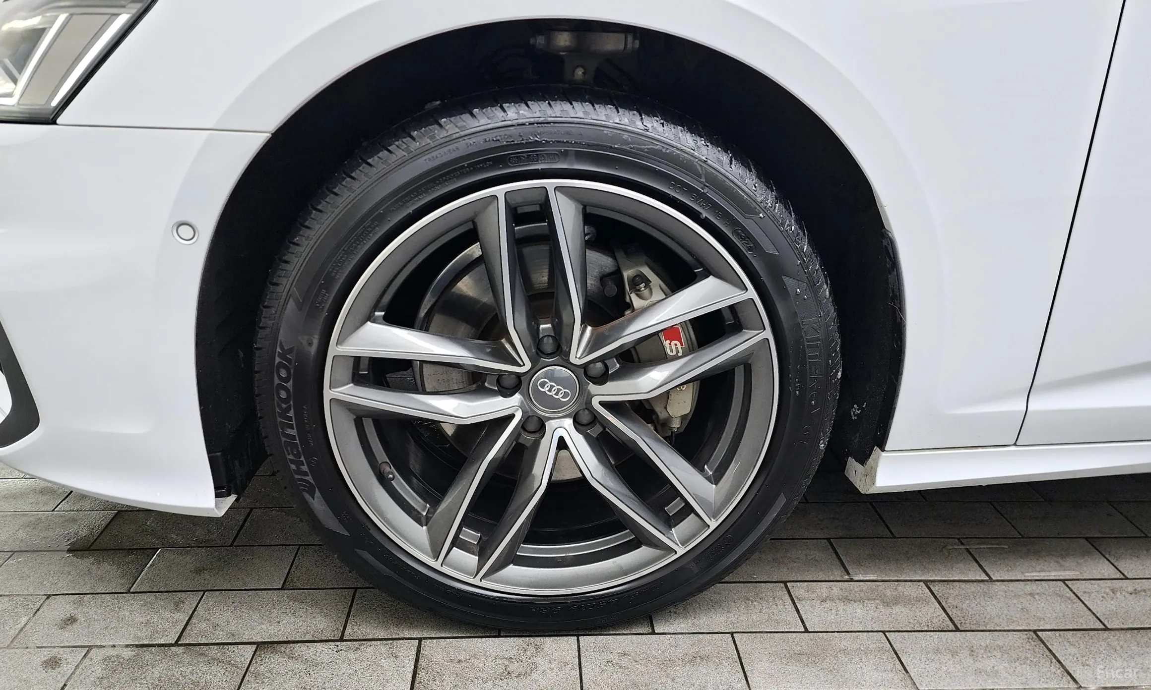 Audi A6 (C8) превью 5