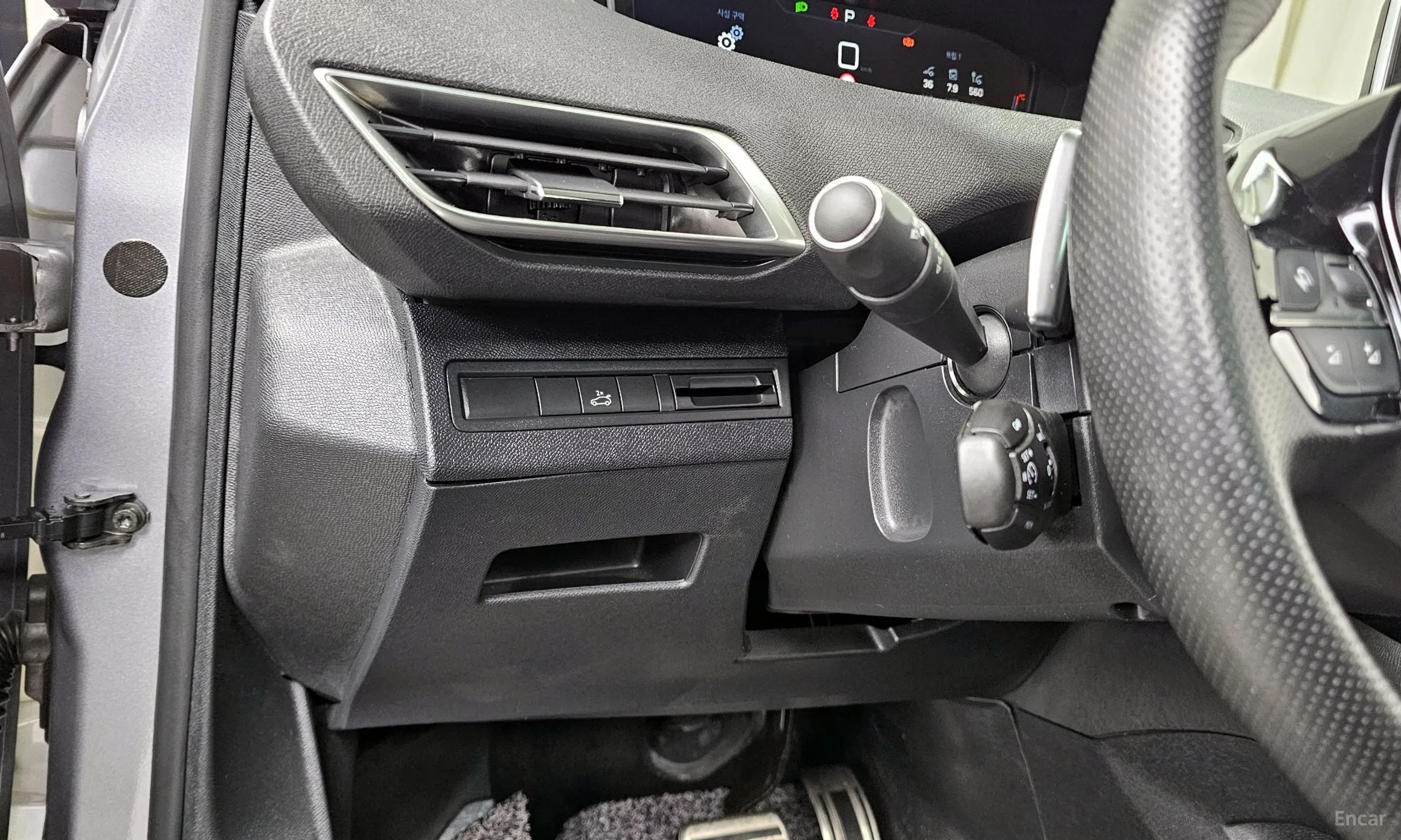 Peugeot 5008 2nd generation превью 16